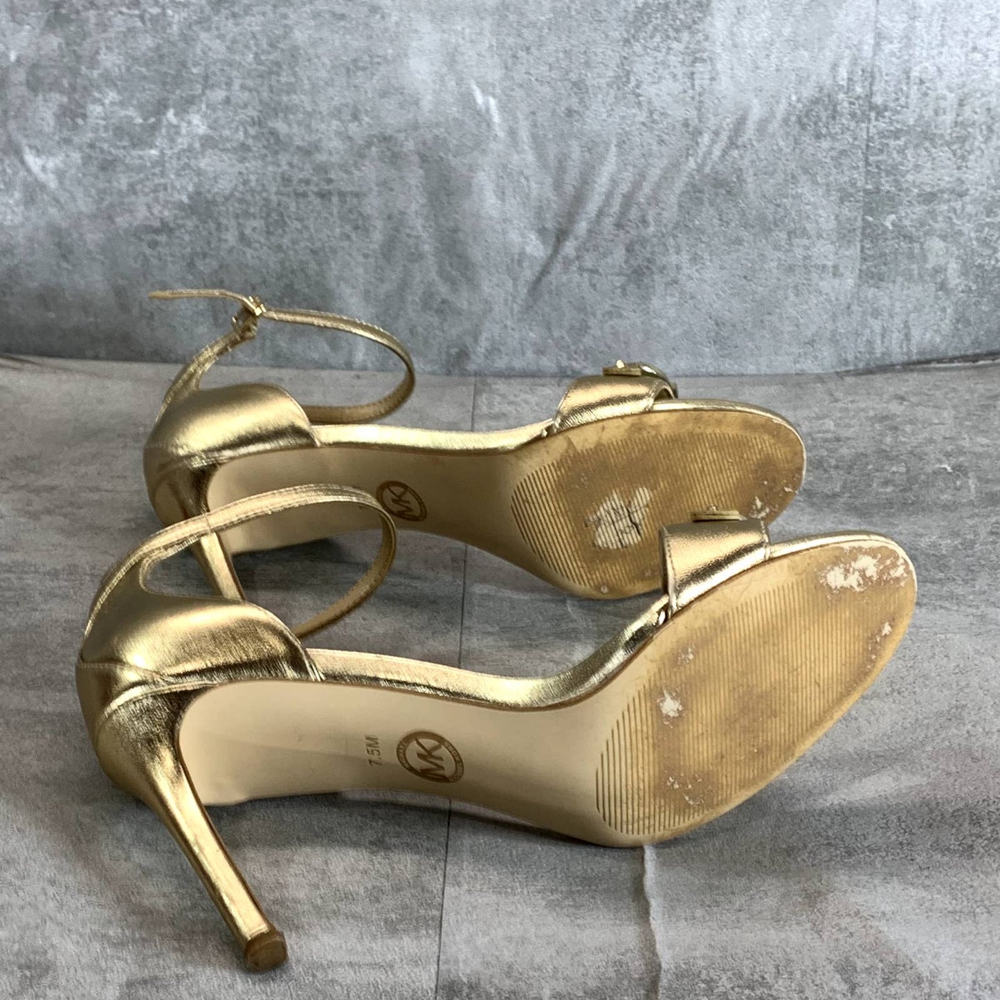 MICHAEL MICHAEL KORS Women's Gold Metallic Leather Izzy Dress Sandals SZ 7.5