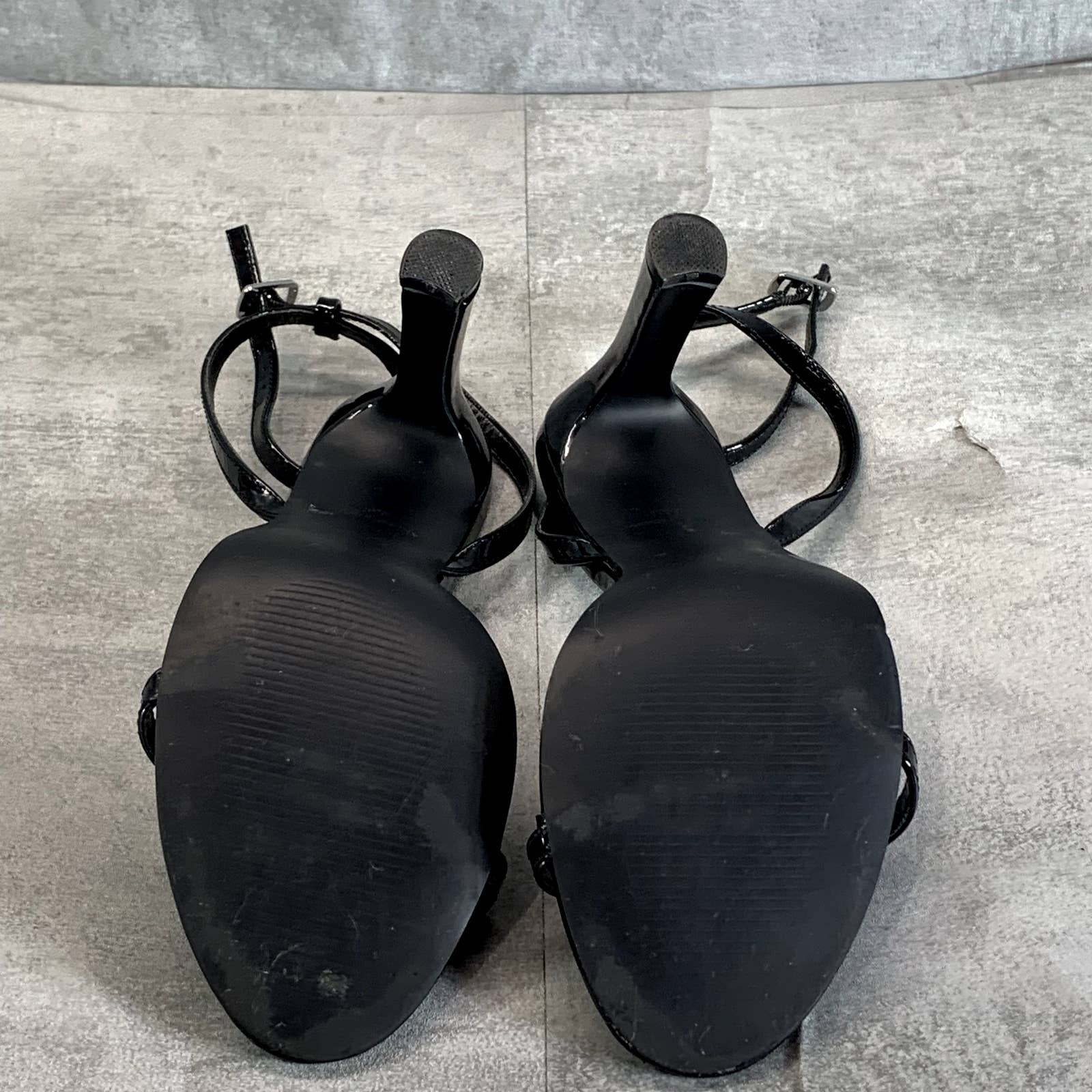 MADDEN GIRL Women's Black Patent Tasha Round-Toe Two-Piece Dress Sandals SZ 8.5