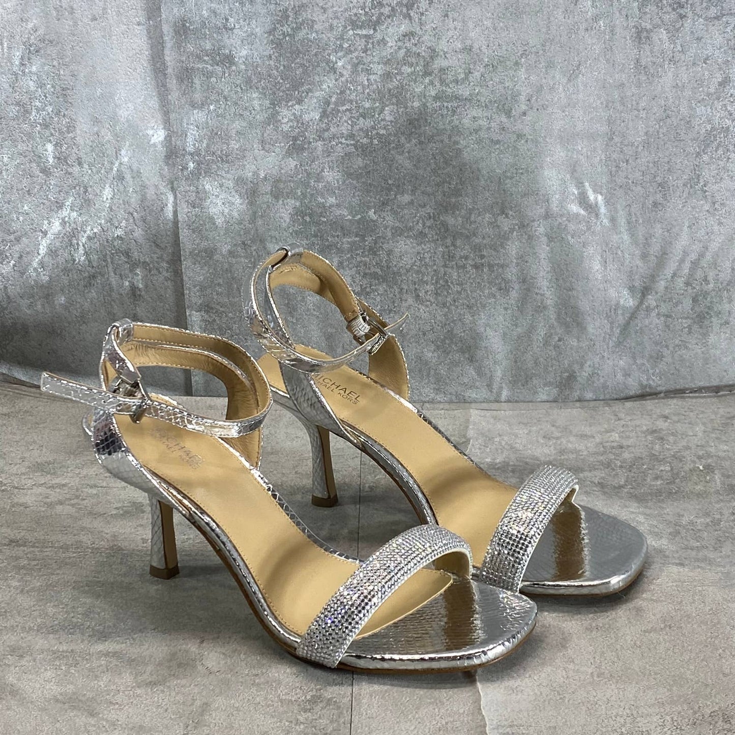 MICHAEL MICHAEL KORS Women's Silver Rhinestone Carrie Dress Sandals SZ 7