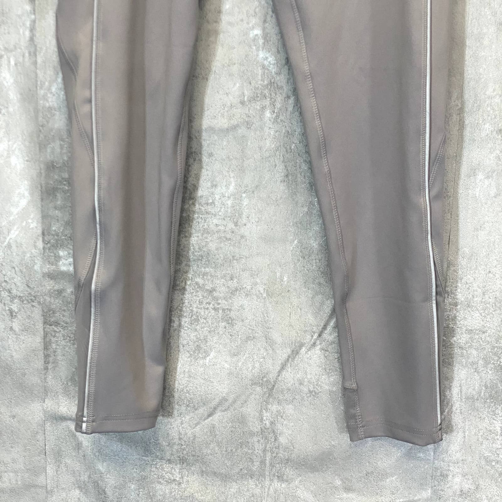 NICOLE MILLER Women's Grey High-Rise Contrast Stripe Mesh Leg Pull-On Crop Leggings SZ L
