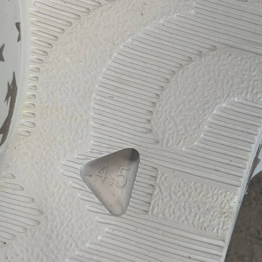 GOATS Big Girl's White/Silver The Slide K Star Print Slide Sandals SZ 2.5