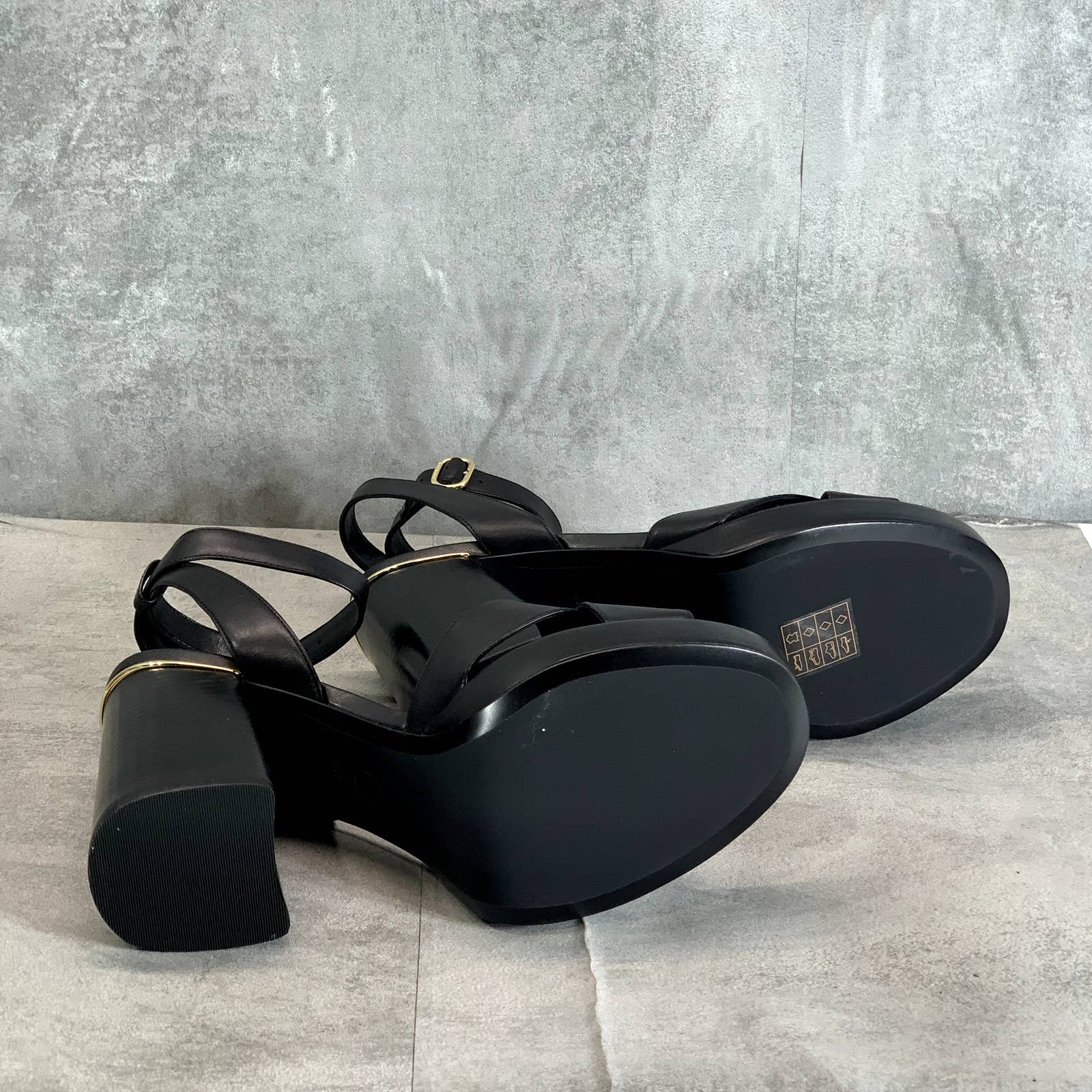 MICHAEL MICHAEL KORS Women's Black Leather Angela Ankle-Strap Dress Sandals SZ10