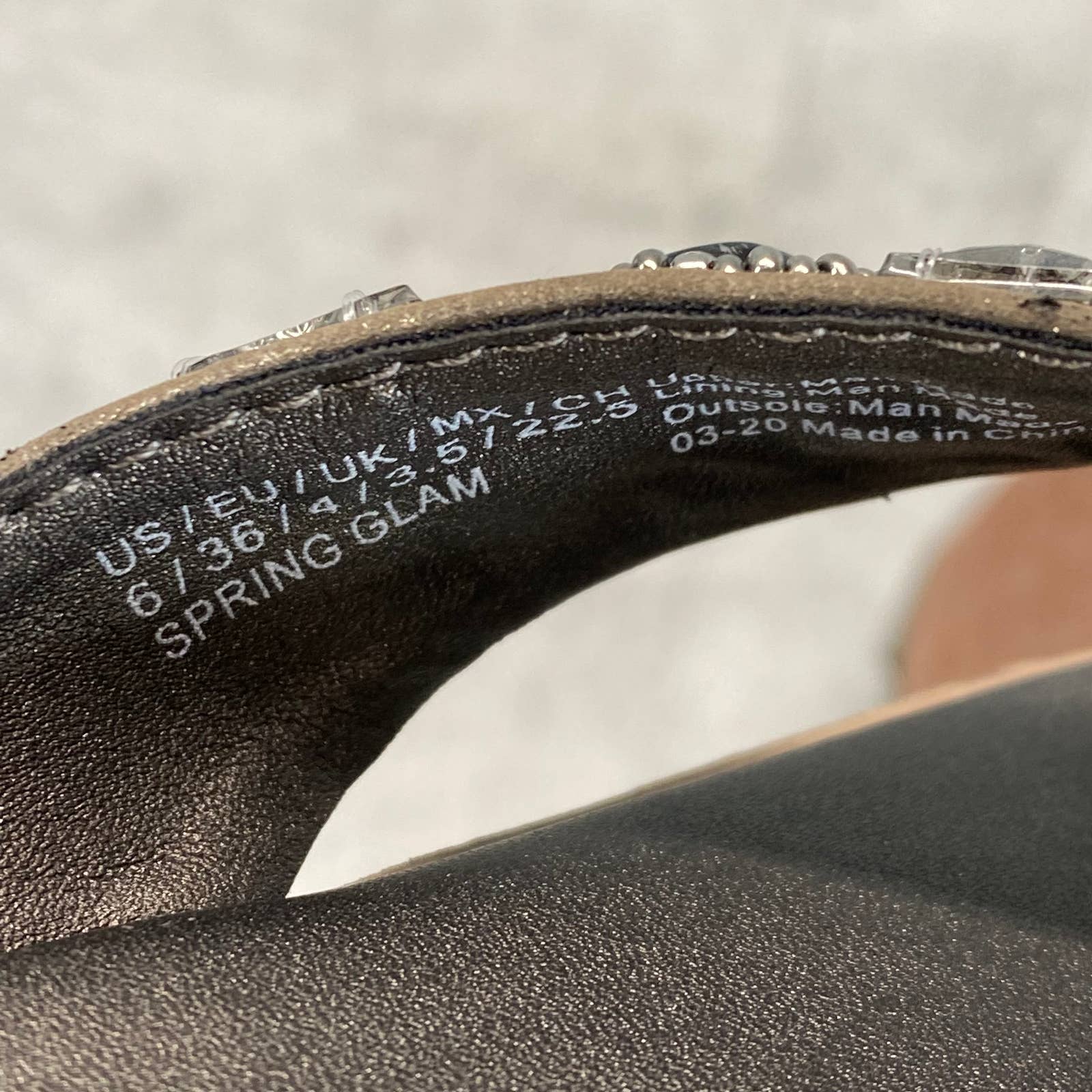 REACTION KENNETH COLE Women's Pewter Spring Glam Beaded Slide Sandals SZ 6