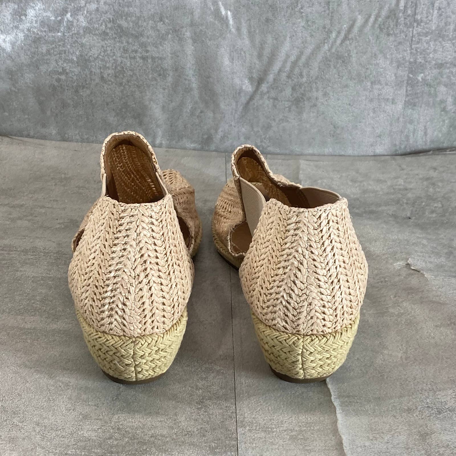 GENTLE SOULS By Kenneth Cole Women's Natural Noa Elastic Slip-On Sandals SZ 8.5