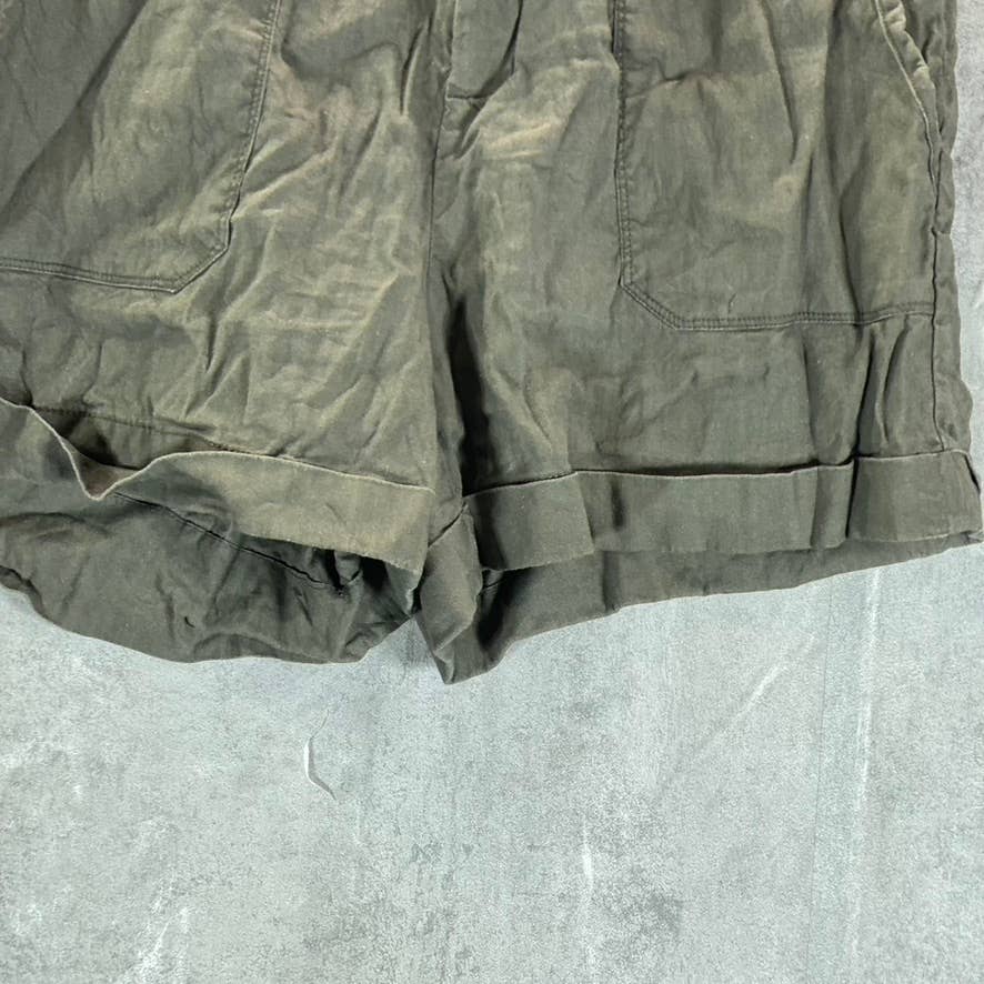 INC INTERNATIONAL Women's Moss Mountain High-Rise Paperbag Cuffed Shorts SZ M