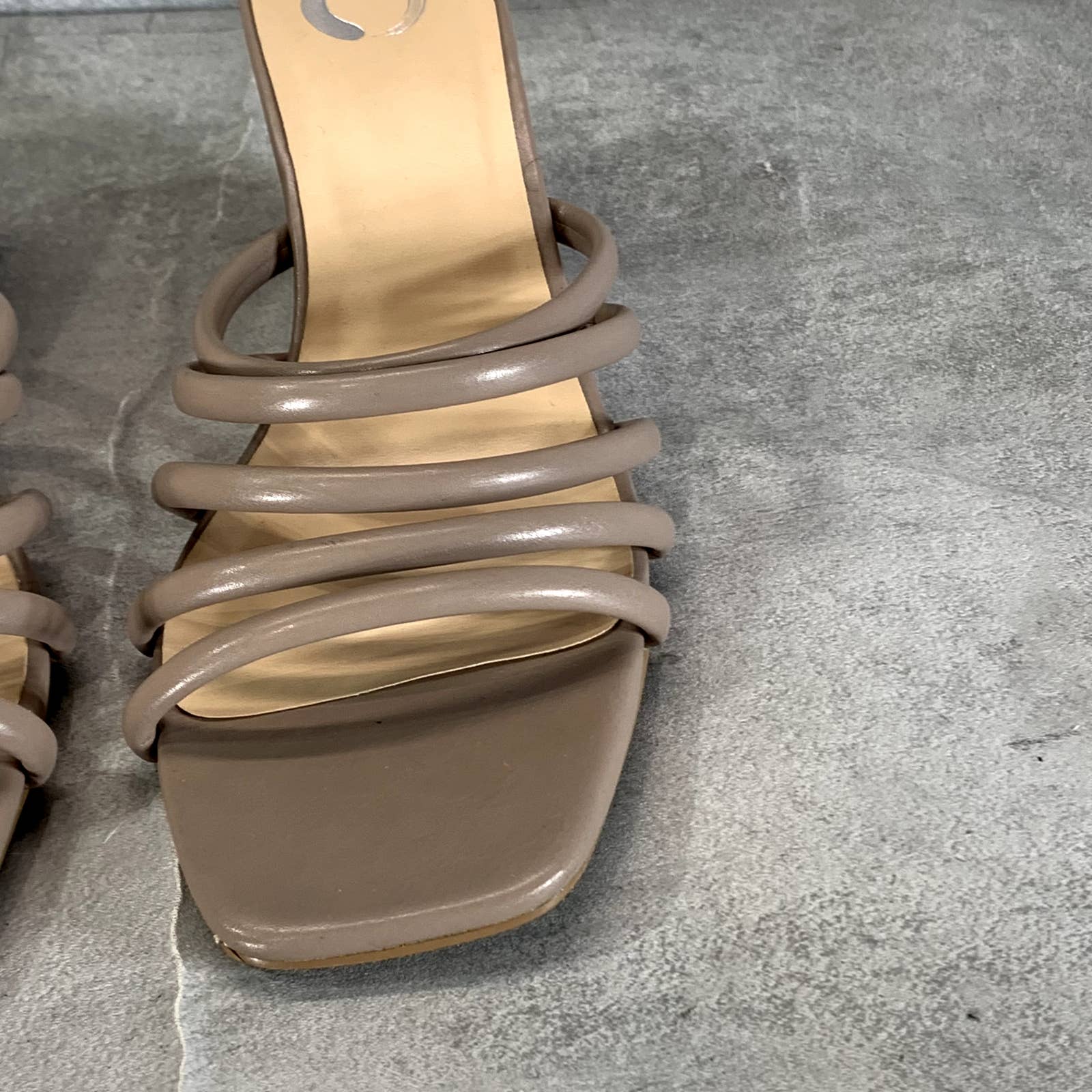 JOURNEE COLLECTION Women's Taupe Rizie Square-Toe Slide Wedge Sandals SZ 9.5