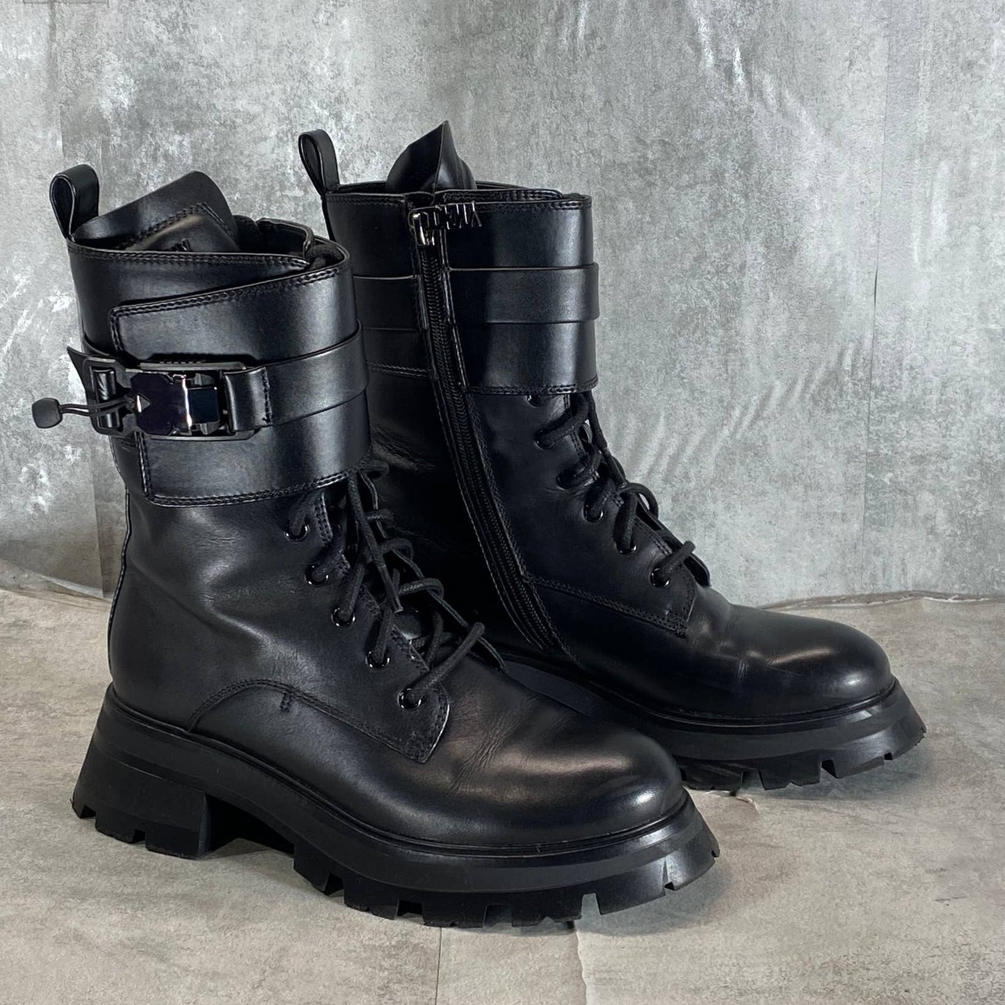 DKNY Women's Black Smooth Sava Buckled Combat Lace-Up Lug-Sole Boots SZ 8