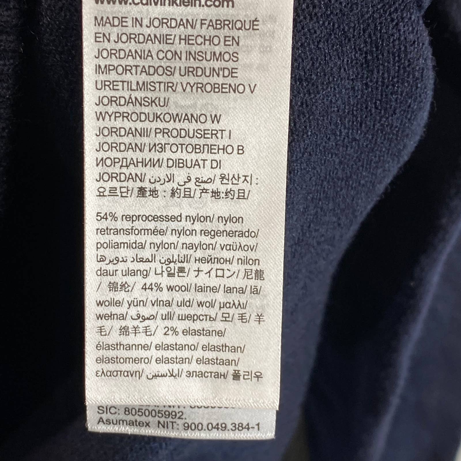 CALVIN KLEIN Men's Dark Sapphire Regular-Fit V-Neck Embroidered Logo Sweater SZL