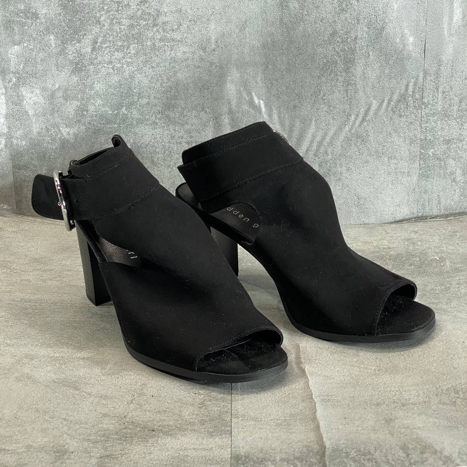 MADDEN GIRL Women's Black Darlynn City Peep-Toe Block-Heel Sandals SZ 8.5