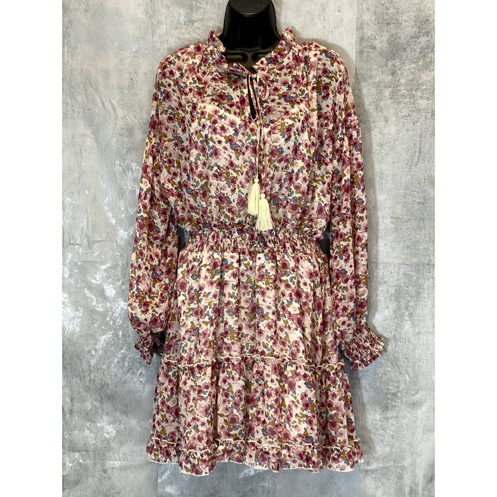VICI COLLECTION Women's Natural Multi Floral Long Sleeve Smocked Mini Dress SZ M