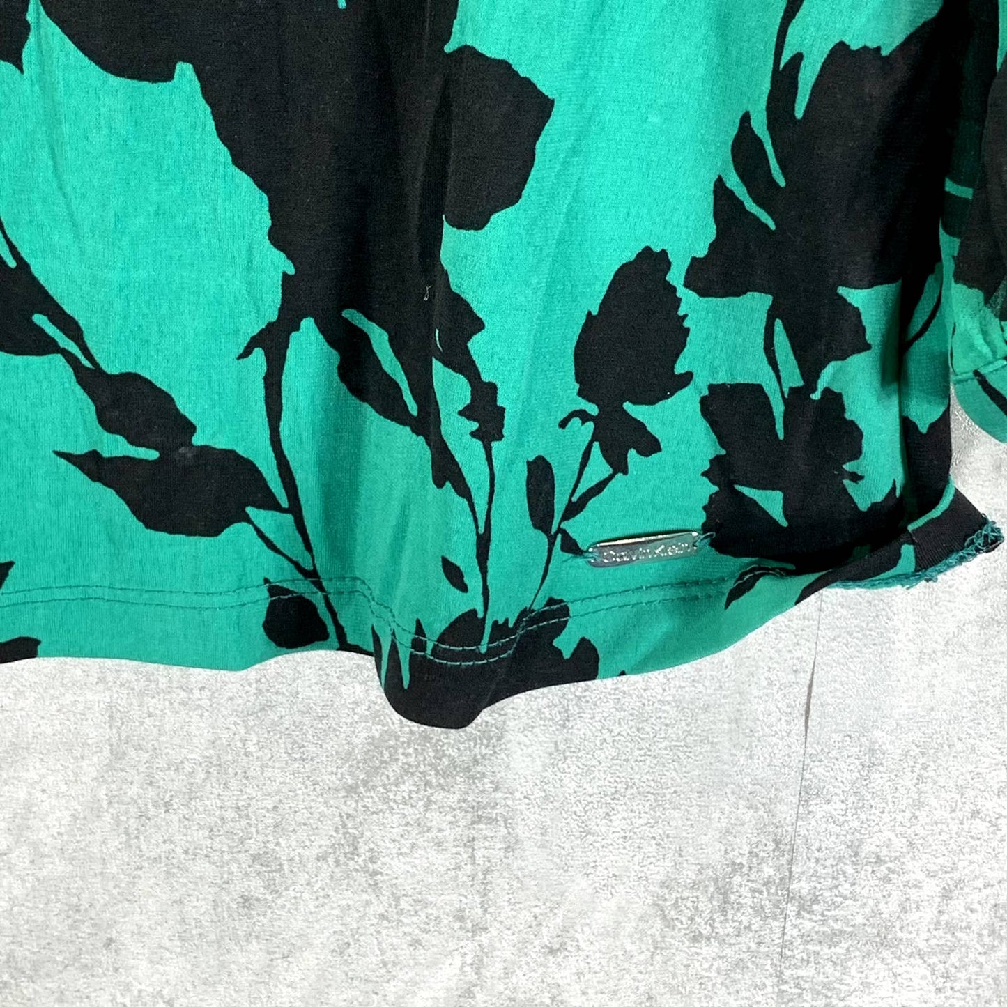 CALVIN KLEIN Women's Green-Black Printed Crewneck Sheer Long Sleeve Top SZ XS