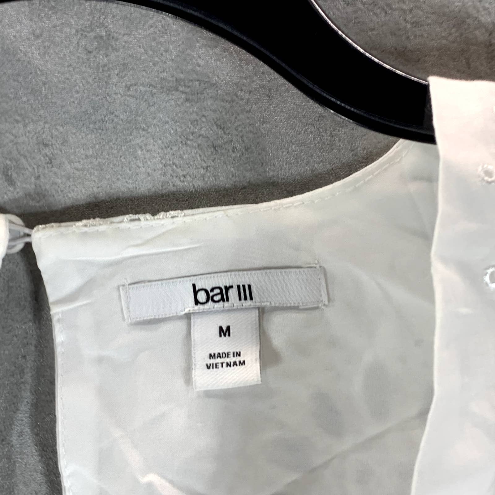 BAR III Women's White Cotton V-Neck Ruffled Eyelet Long-Sleeve Top SZ M