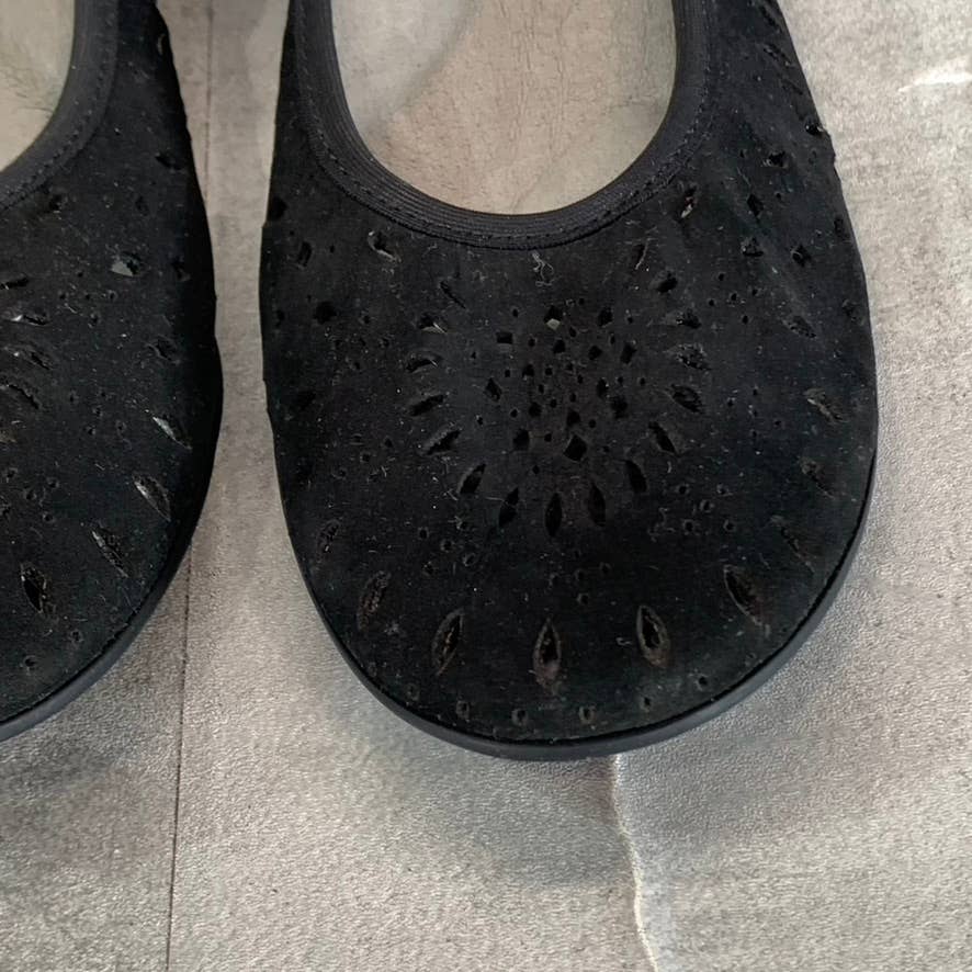 DAVID TATE Women's Narrow Black Leather Proud Perforated Cushioned Pumps SZ 8.5N