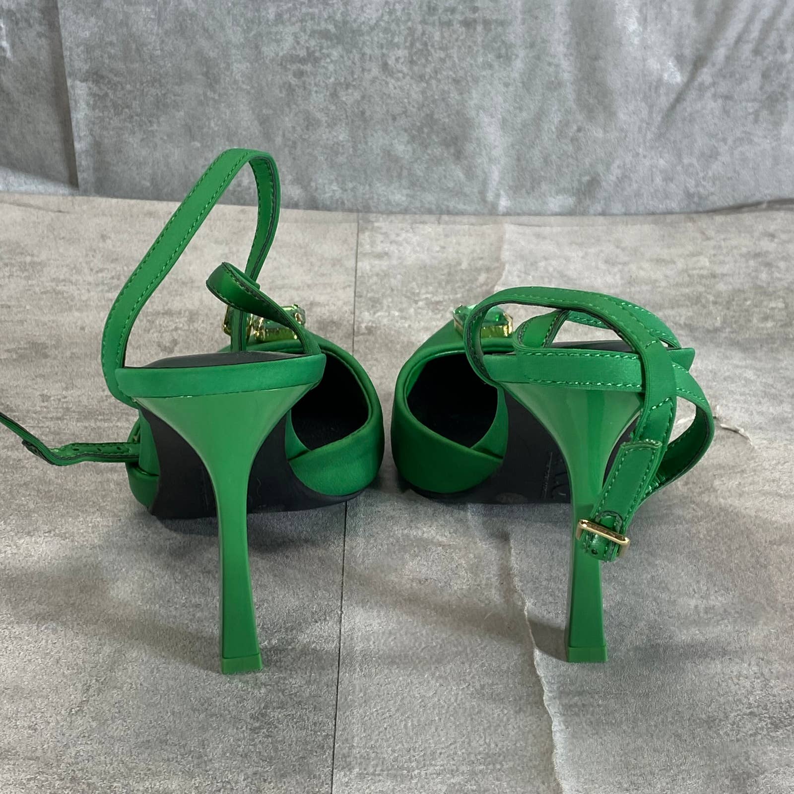INC INTERNATIONAL CONCEPTS X MATEO Women's Green Victoria Gemstone Pumps SZ 5