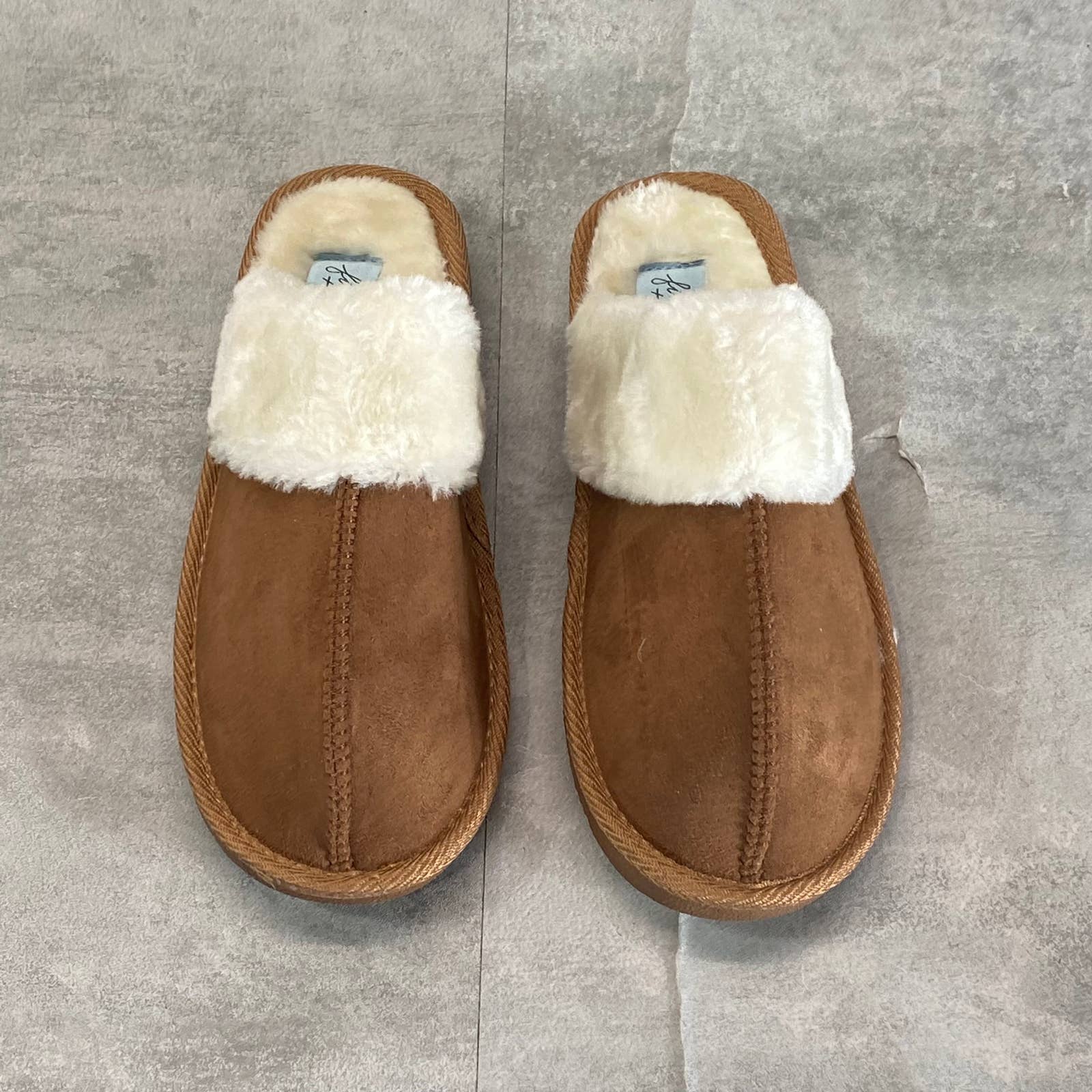 FINCH+ROBIN Girl's Chestnut Faux-Fur Round-Toe Slip-On Slippers SZ 4