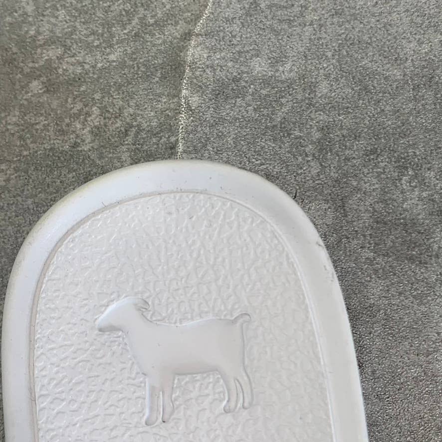 GOATS Big Girl's White/Silver The Slide K Star Print Slide Sandals SZ 2.5