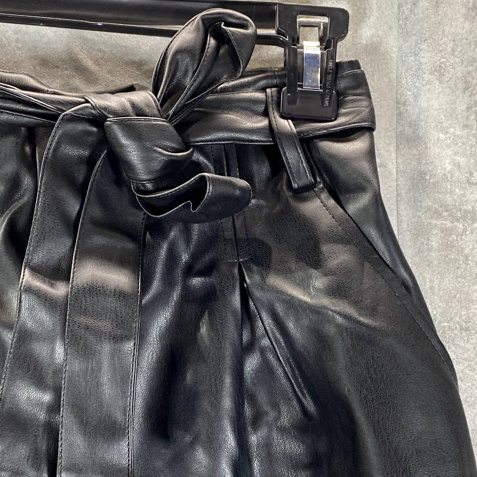 LUCY PARIS Women's Black Faux-Leather Belted Smocked-Waist Pull-On Shorts SZ XS