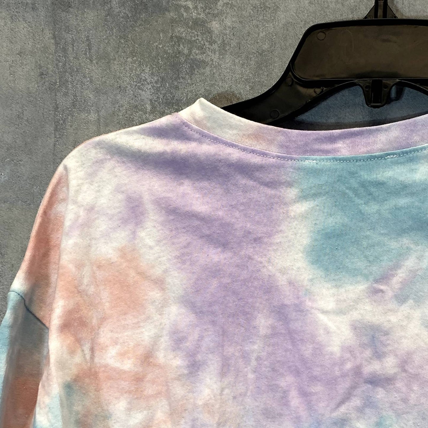 ALL IN FAVOR Women's Purple Peach Tie-Dye Be Nice Crewneck Crop Top SZ S