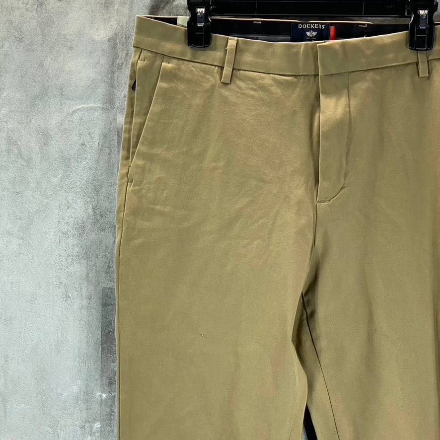 DOCKERS Men's Tan Slim-Fit Flat Front City Tech Trousers SZ 34X30