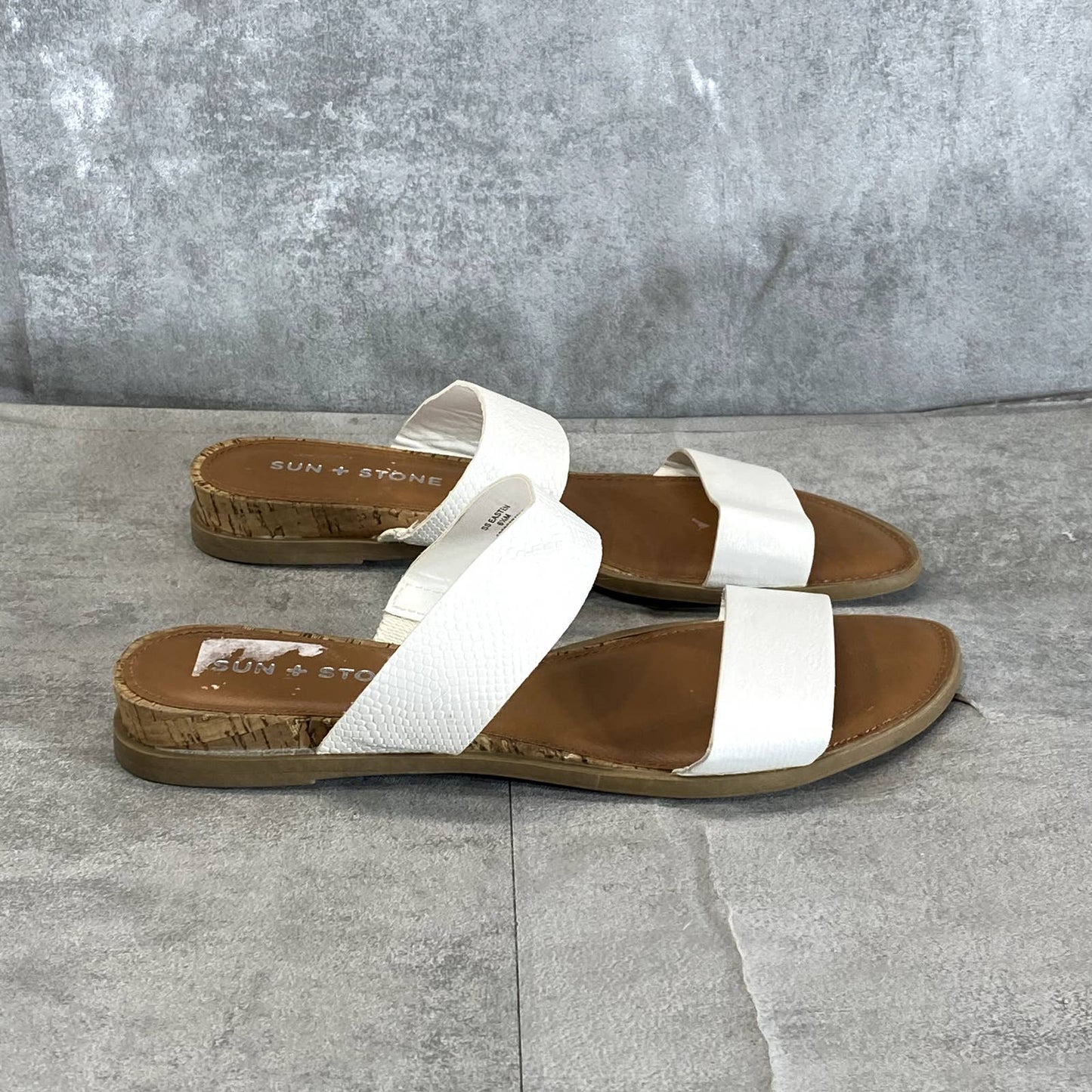 SUN+STONE Women's White Easten Embossed Round-Toe Slide Wedge Sandals SZ 6.5