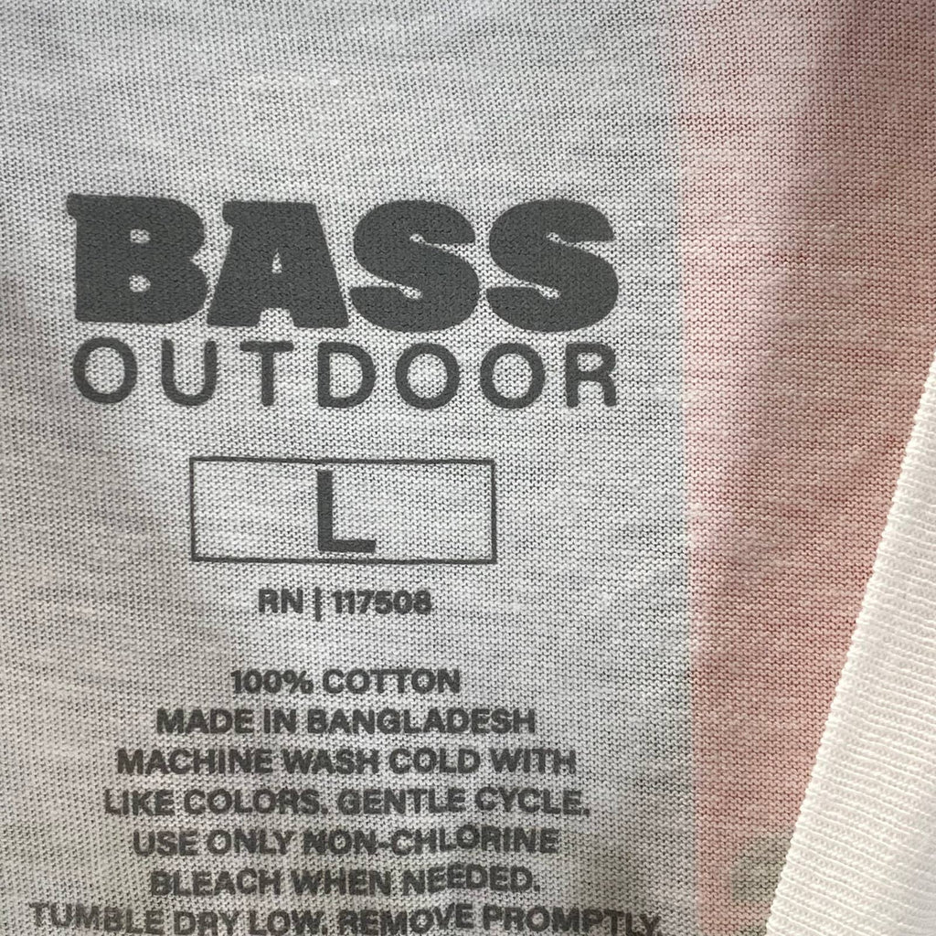 BASS OUTDOOR Men's Snow White Crewneck Antlers Mountain Logo Graphic T-Shirt SZL