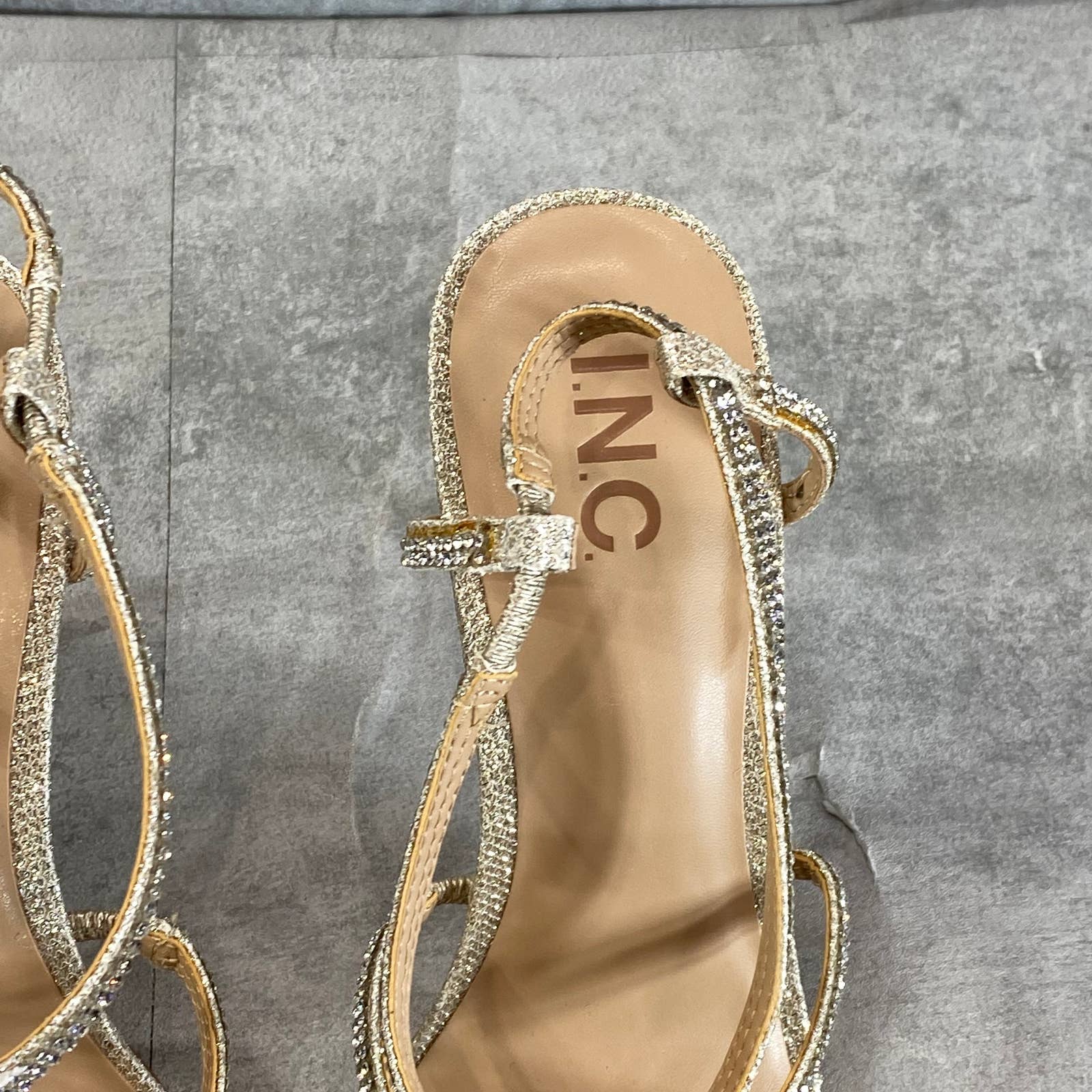 INC INTERNATIONAL CONCEPTS Women's Champagne Crystal Arti Strappy Sandals SZ 9.5