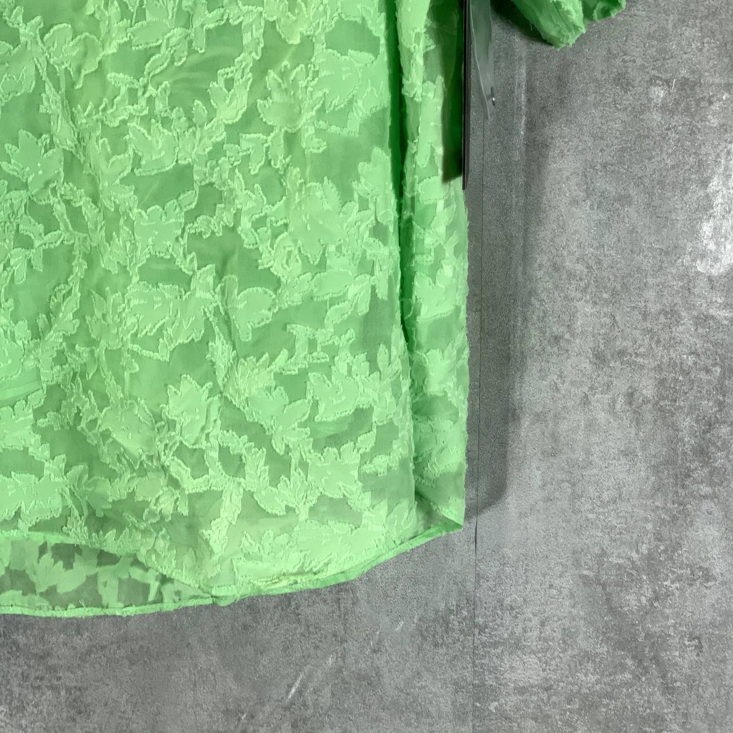 VINCE CAMUTO Women's Aloe Green Crewneck Textured Puff-Sleeve Jacquard Top SZ M