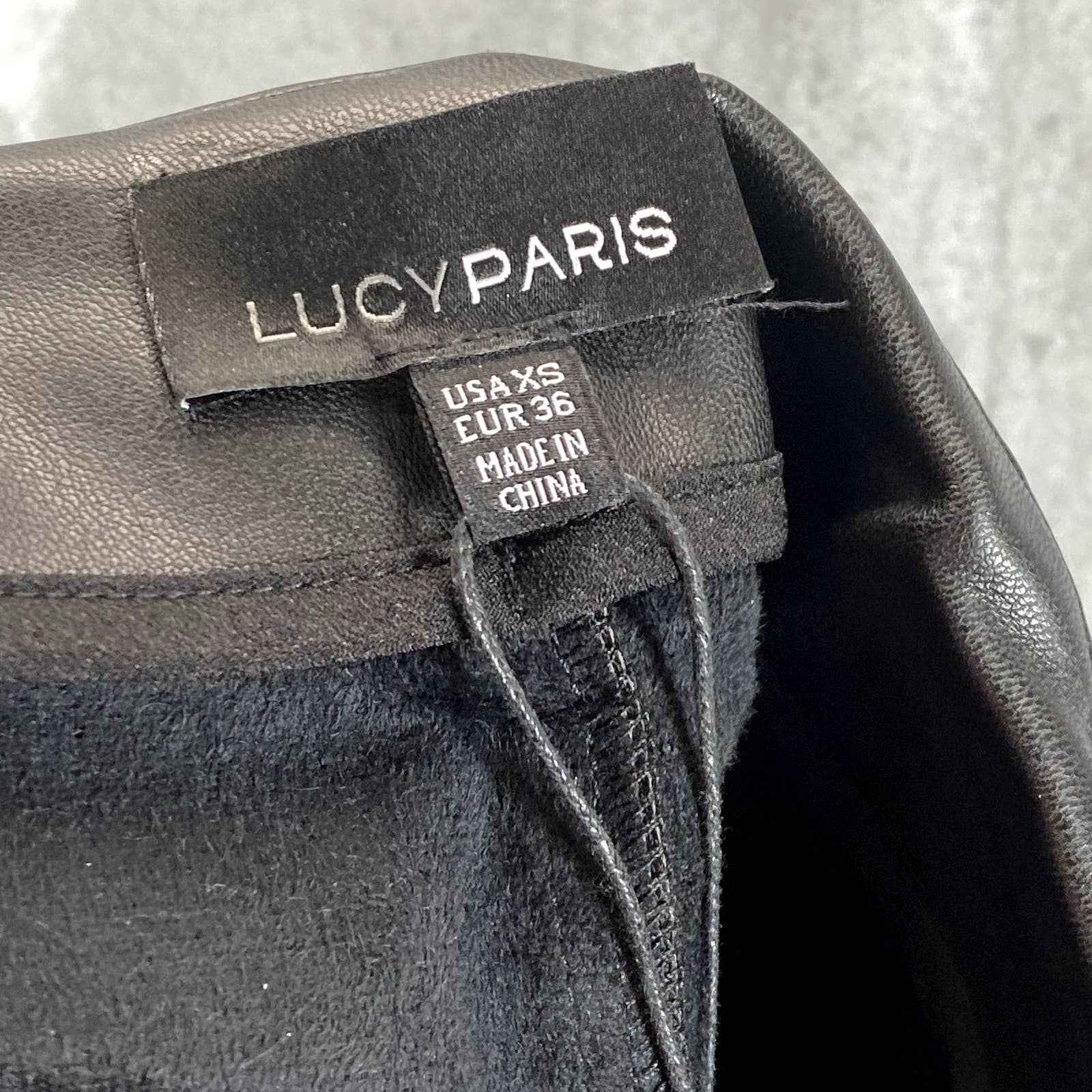 LUCY PARIS Women's Black Faux-Leather Belted Smocked-Waist Pull-On Shorts SZ XS