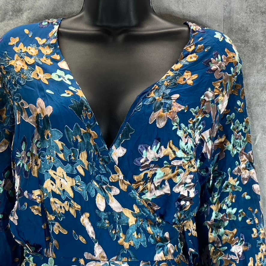 MAREE POUR TOI Women's Plus Size Blue Floral Burnout Silk3/4 Sleeve Wrap Dress