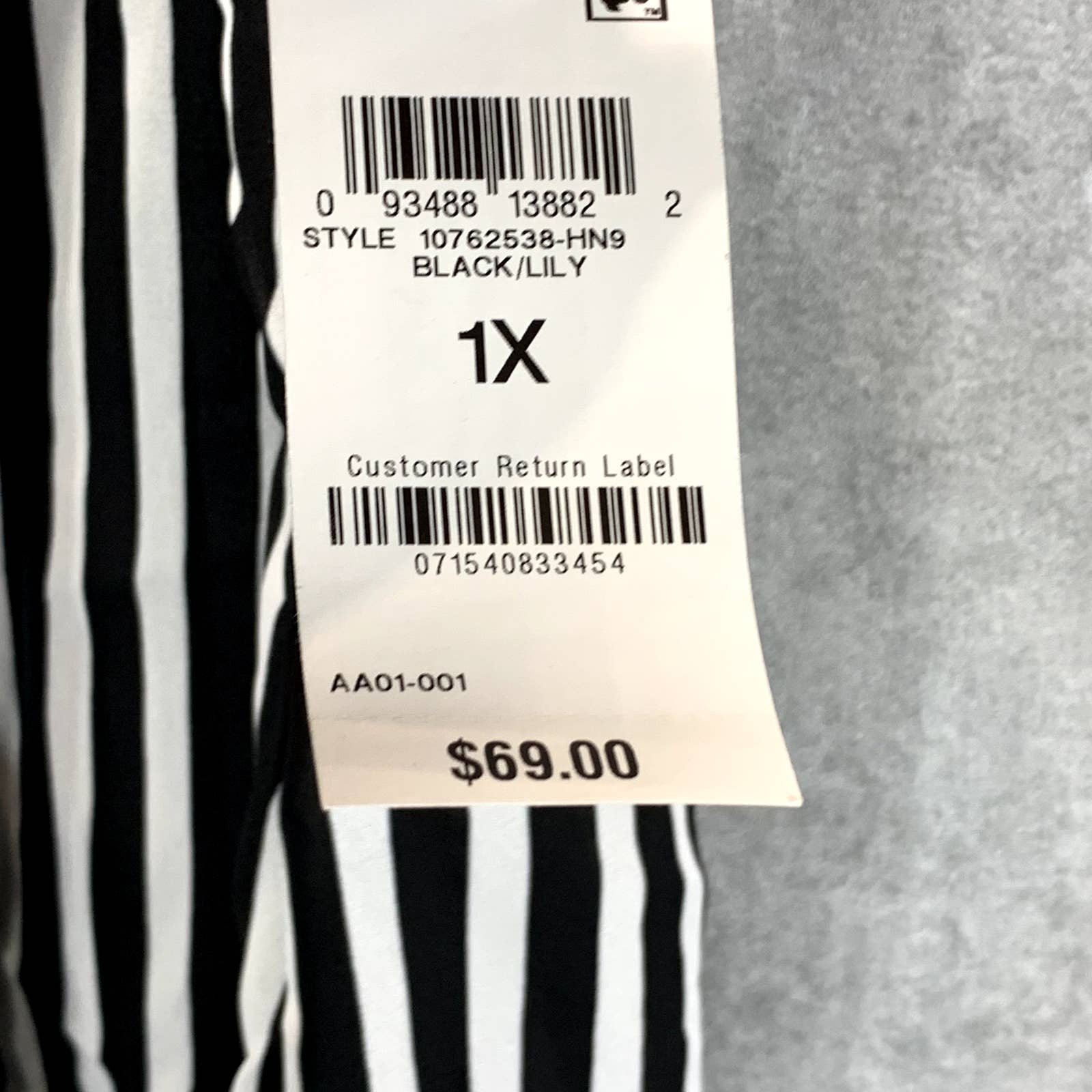 BAR III Women's Plus Size Black/Lily Striped Tie-Neck Hi-Low Top SZ 1X