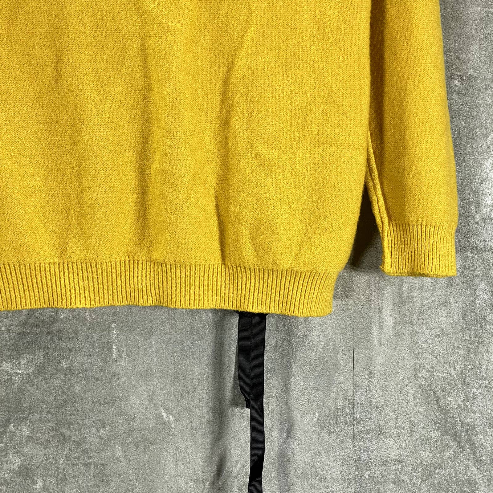 NO BRAND Women's Yellow Crewneck Ribbon-Tie Hem Pullover Sweater SZ M