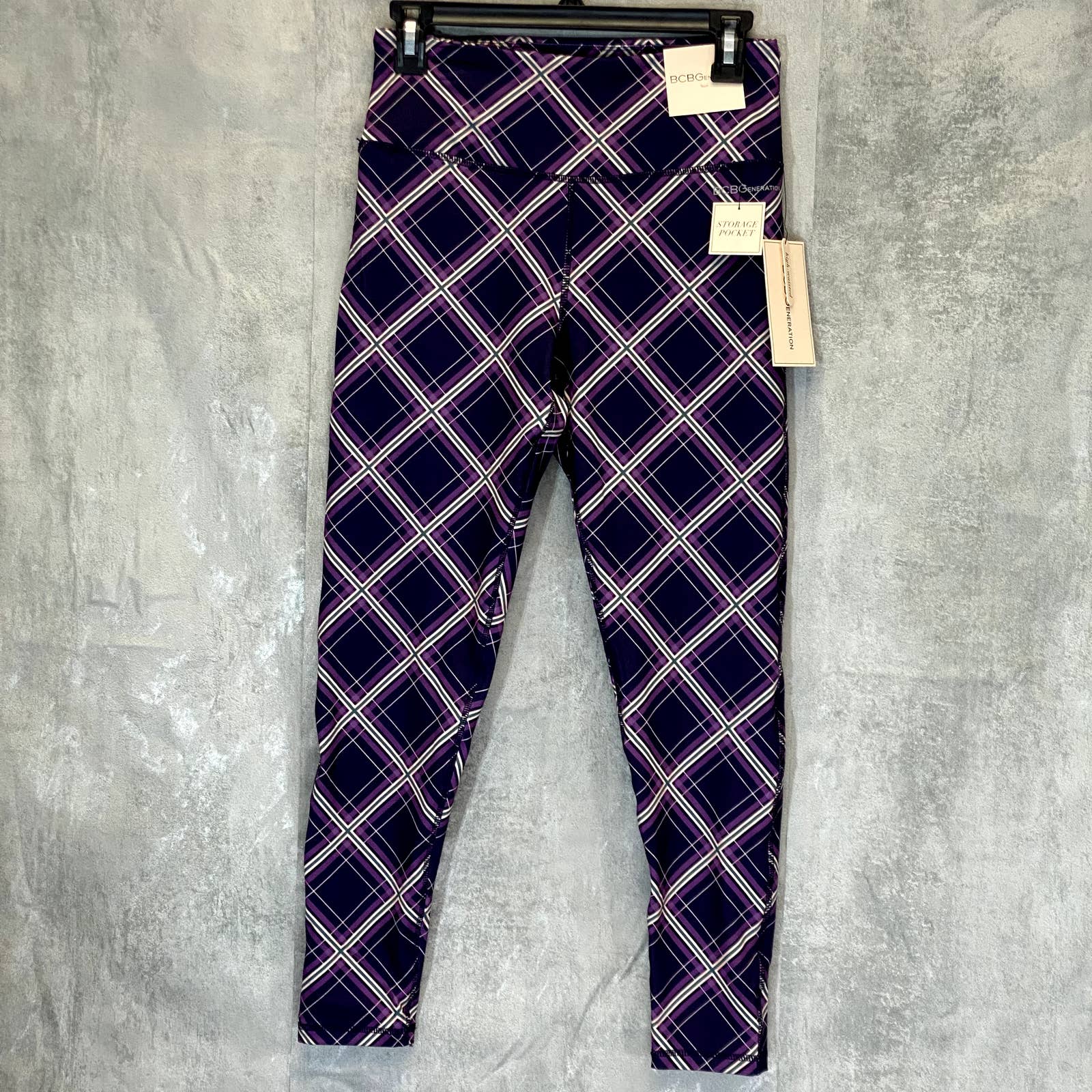 BCBGENERATION Women's Black-Purple Plaid High-Rise Pull-On Stretch Crop Leggings SZ M