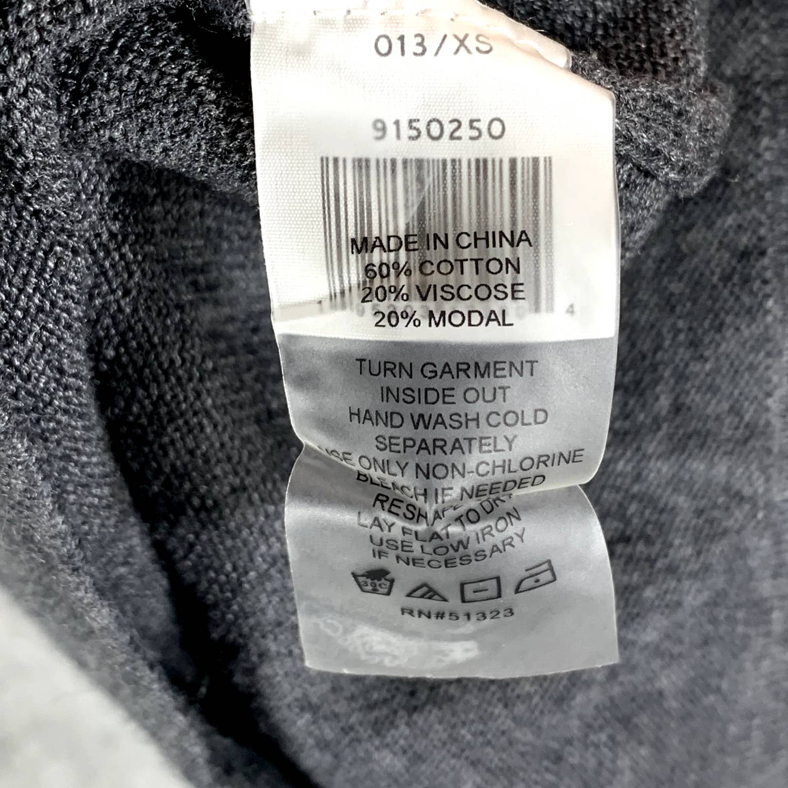 VINCE CAMUTO Women's Medium Heather Grey Crewneck Studded Shoulder Sweater SZ M