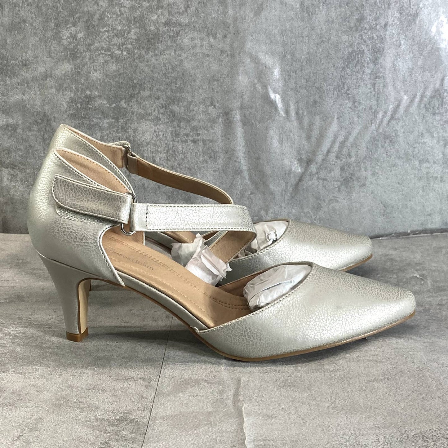 JOURNEE COLLECTION Women's Silver Metallic Tillis Pointed-Toe D'Orsay Pumps SZ 9