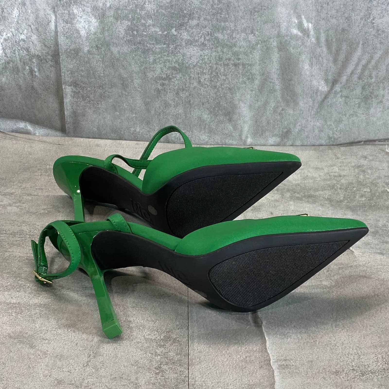 INC INTERNATIONAL CONCEPTS X MATEO Women's Green Victoria Gemstone Pumps SZ 5