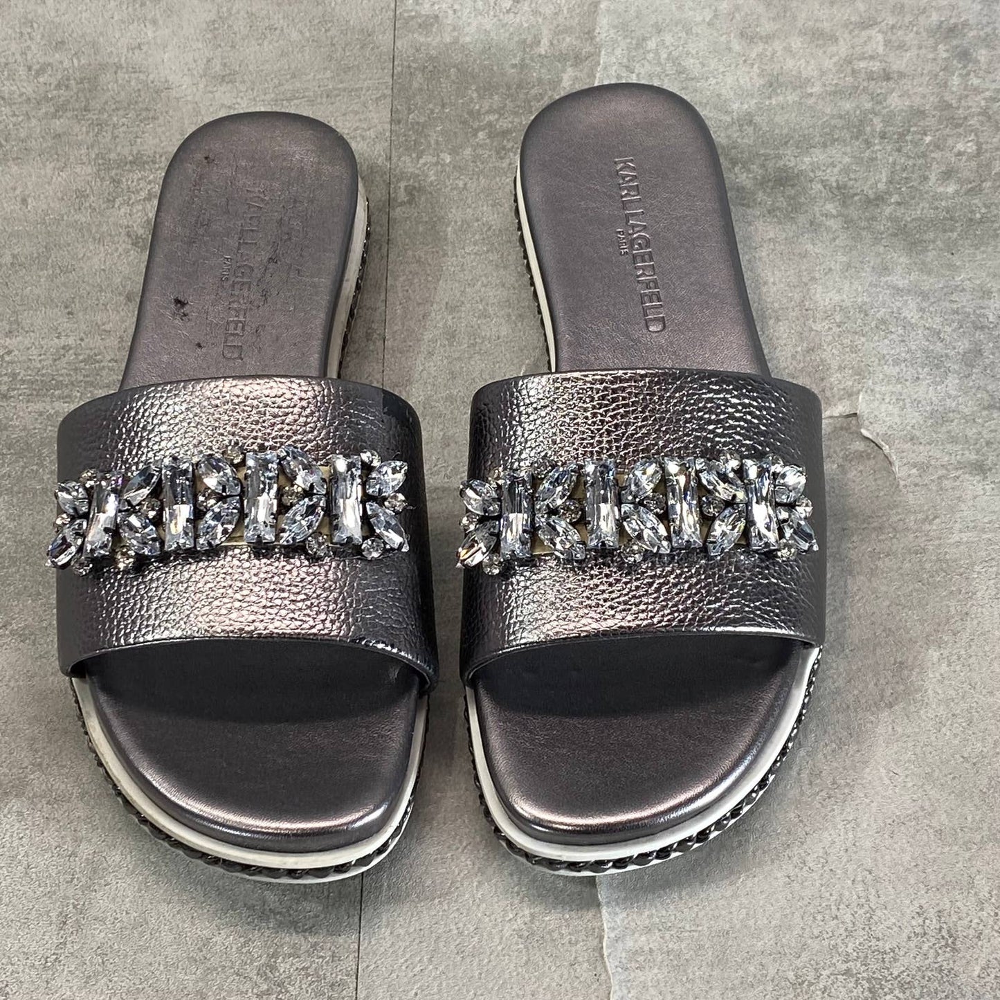 KARL LAGERFELD Women's Silver Metallic Bijou Rhinestone Slide Sandals SZ 6.5