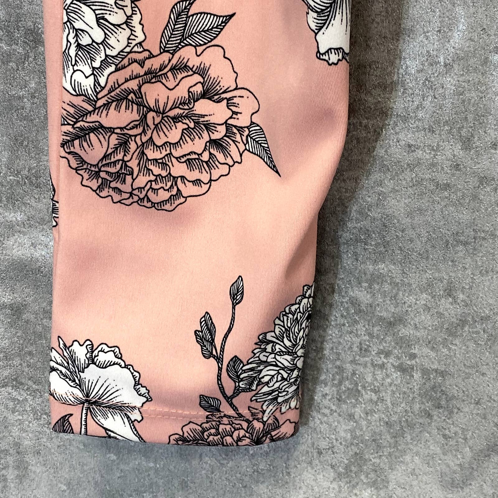 KAY UNGER Women's Pretty Peony Peach Floral Print High-Rise Pull-On Leggings SZ S