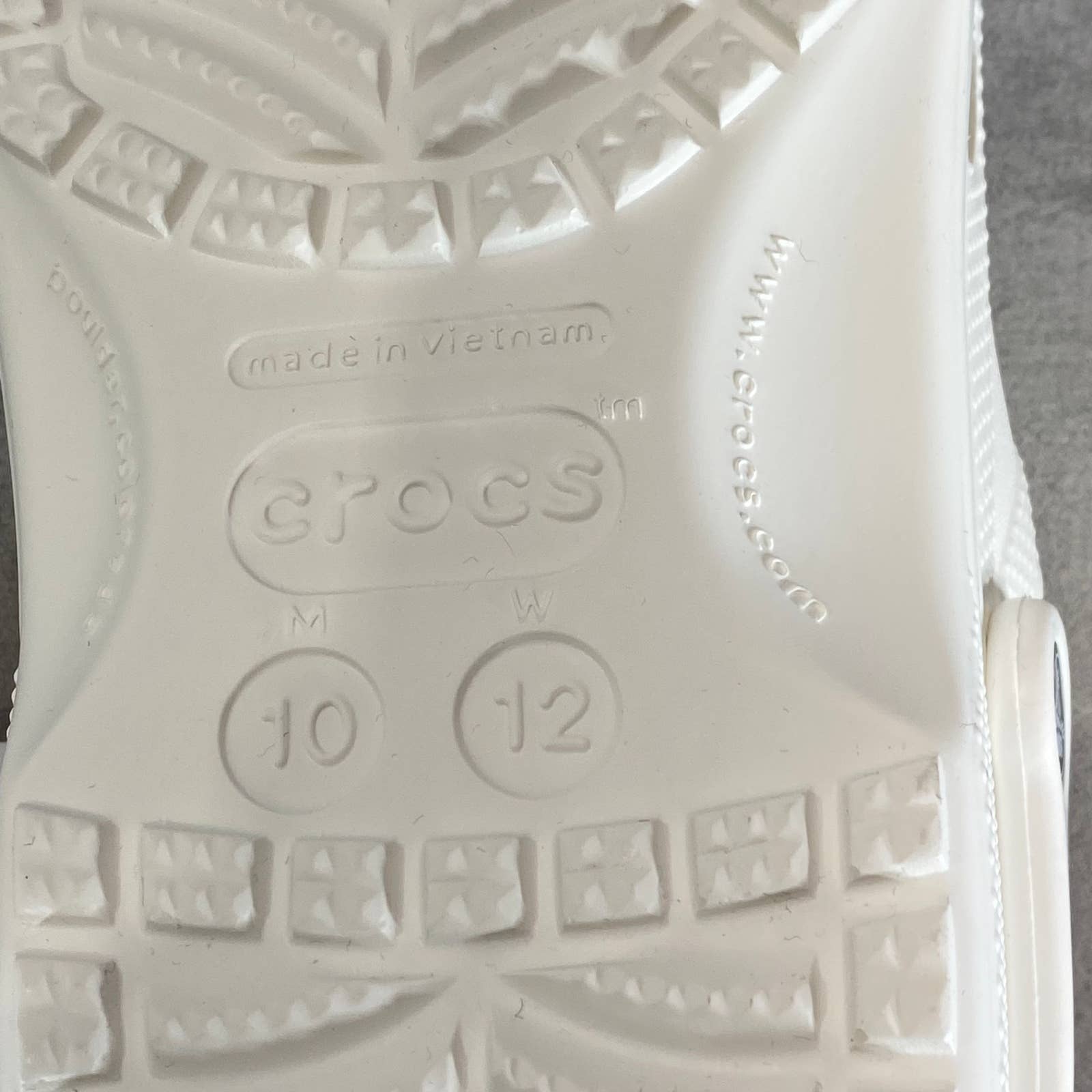 CROCS Unisex White Slip-On Heel Strap Lightweight Classic Clog Sandal SZ M10/W12