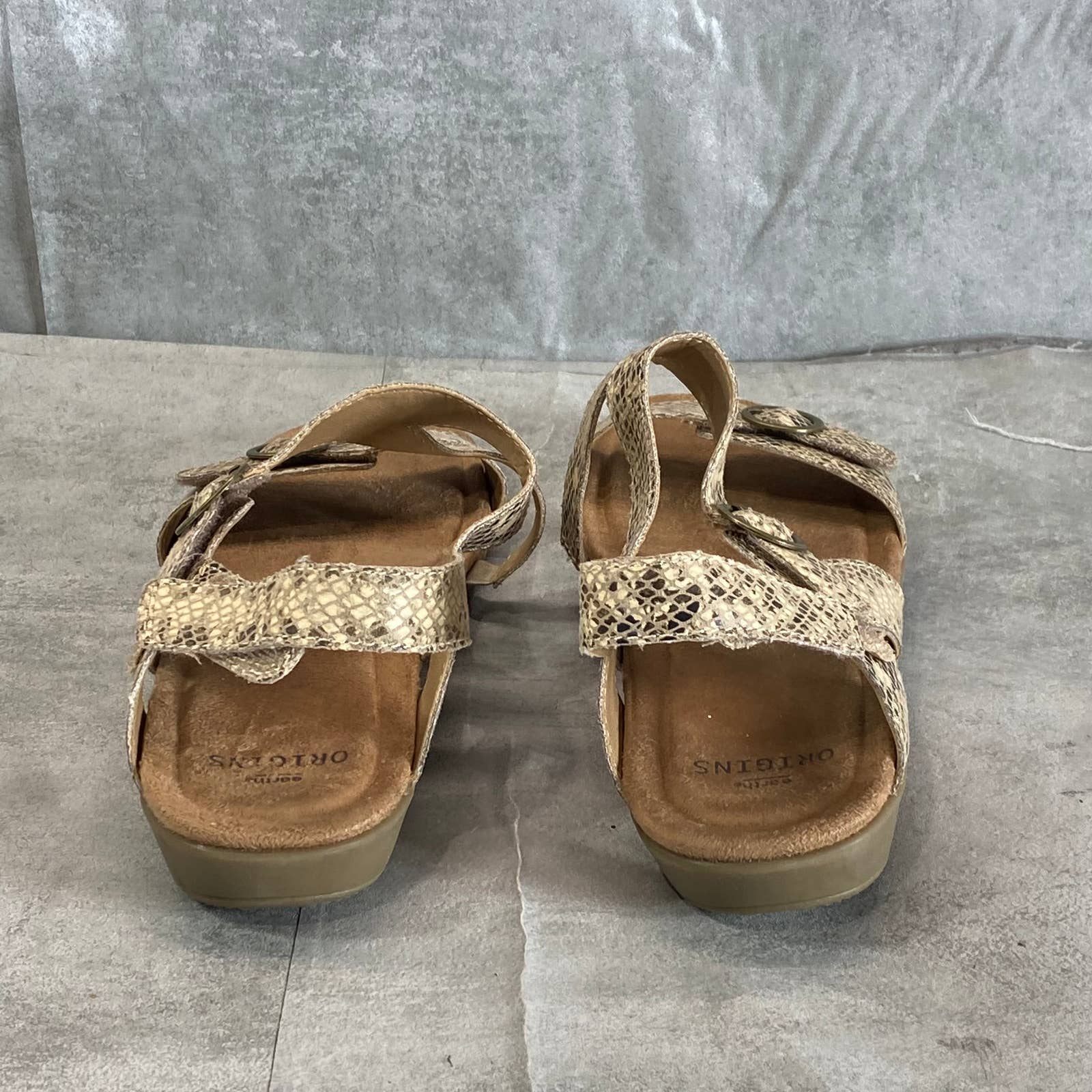 EARTH ORIGINS Women's Taupe Multi Snake Embossed Beck Casual Sandals SZ 11