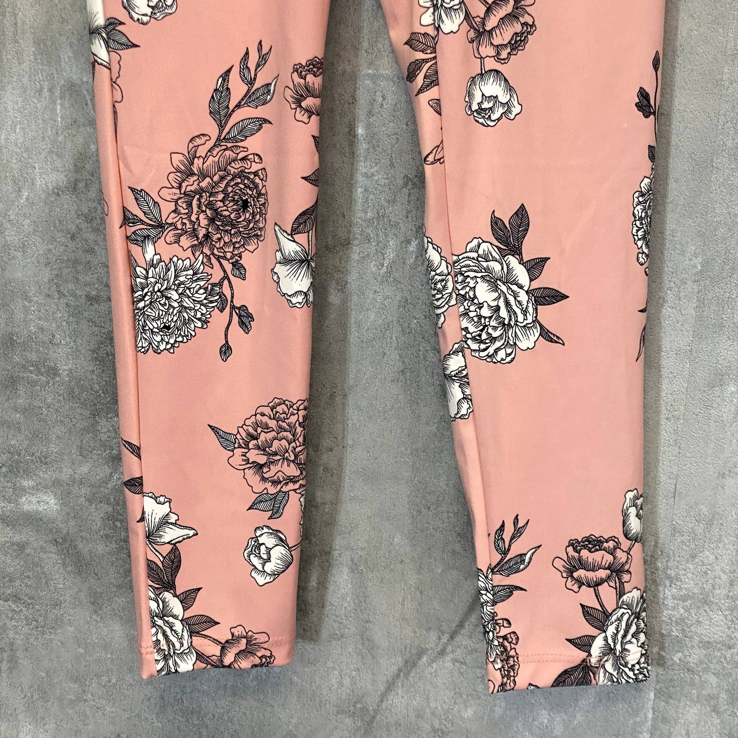 KAY UNGER Women's Pretty Peony Peach Floral Print High-Rise Pull-On Leggings SZ S