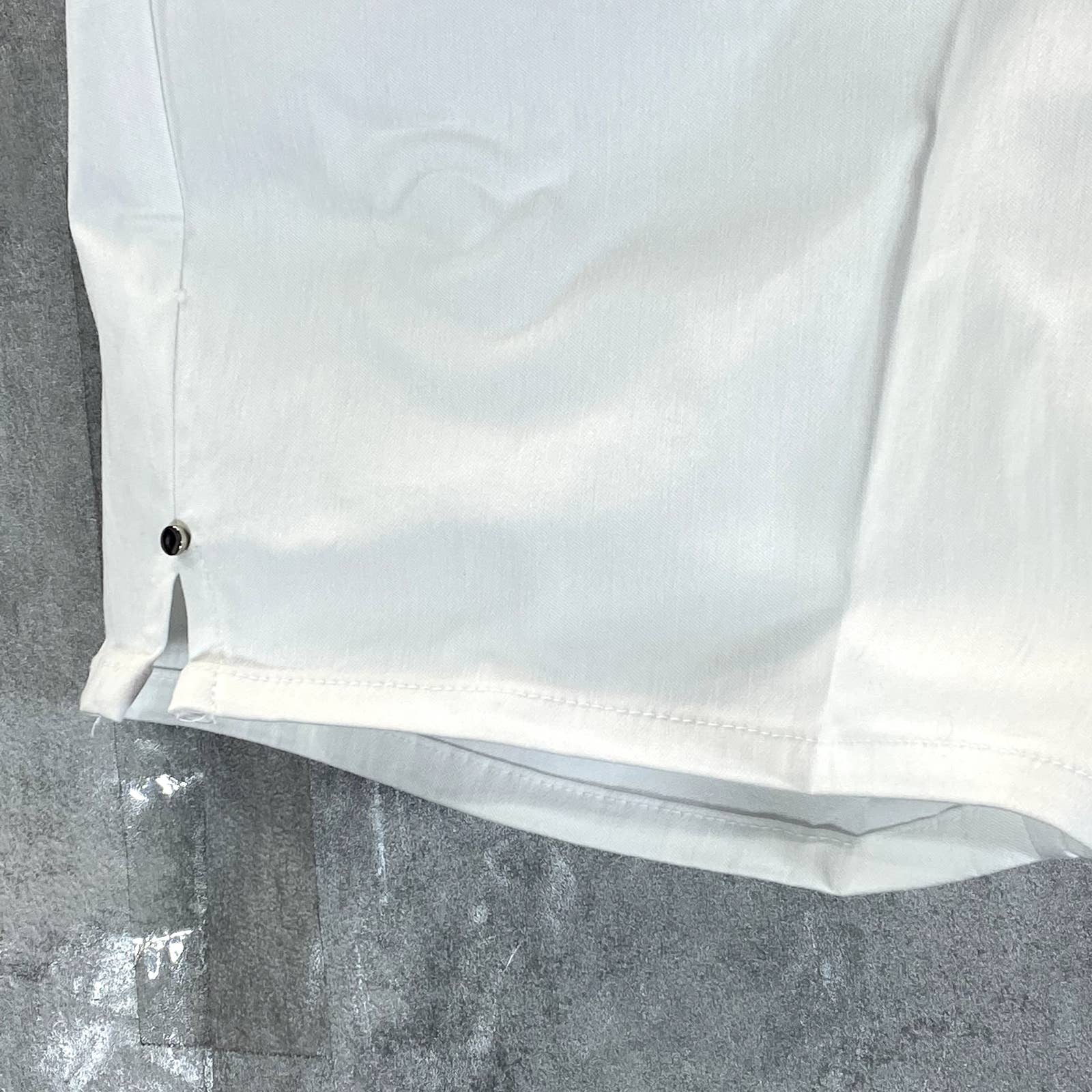 INC INTERNATIONAL CONCEPTS Women's Bright White Mid-Rise Bermuda Shorts SZ 8