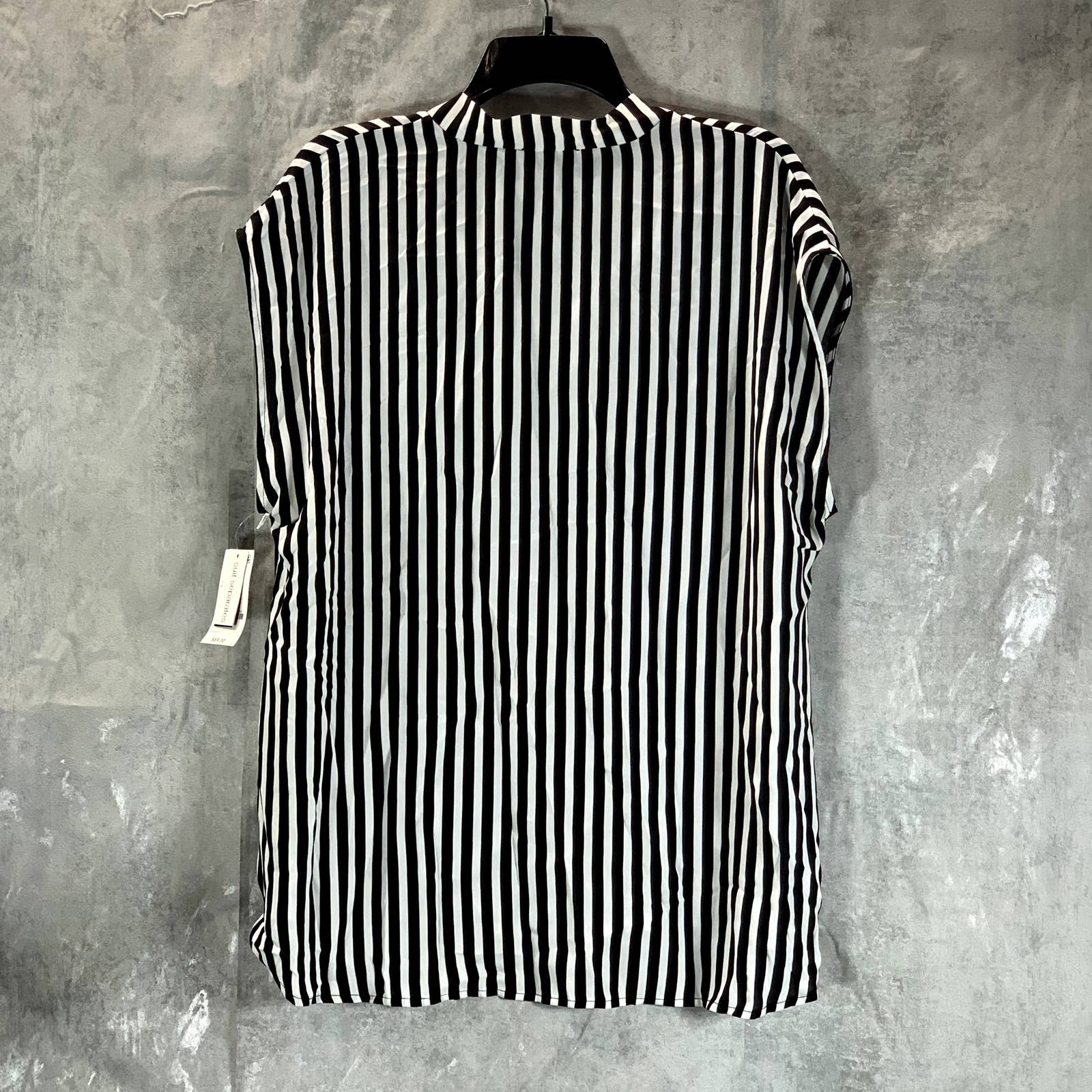 BAR III Women's Plus Size Black/Lily Striped Tie-Neck Hi-Low Top SZ 1X