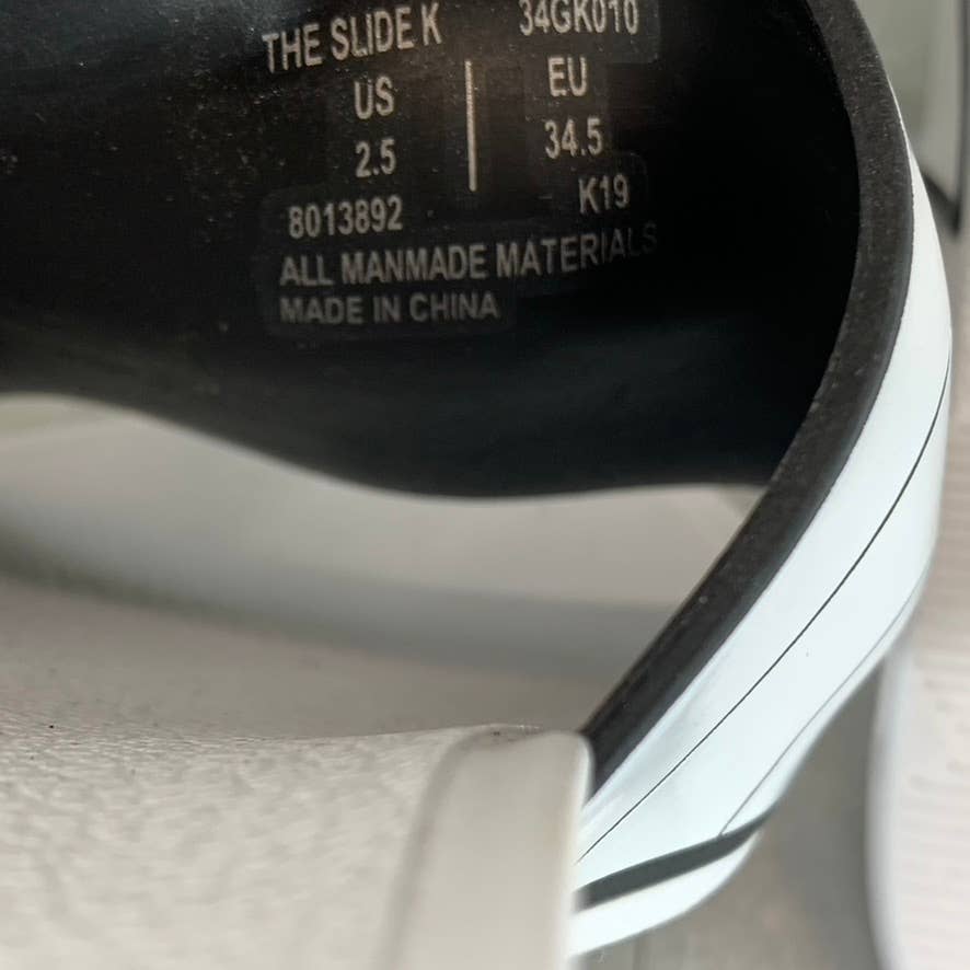 GOATS Big Kid's White/Black The Slide Logo Slide Sandals SZ 2.5