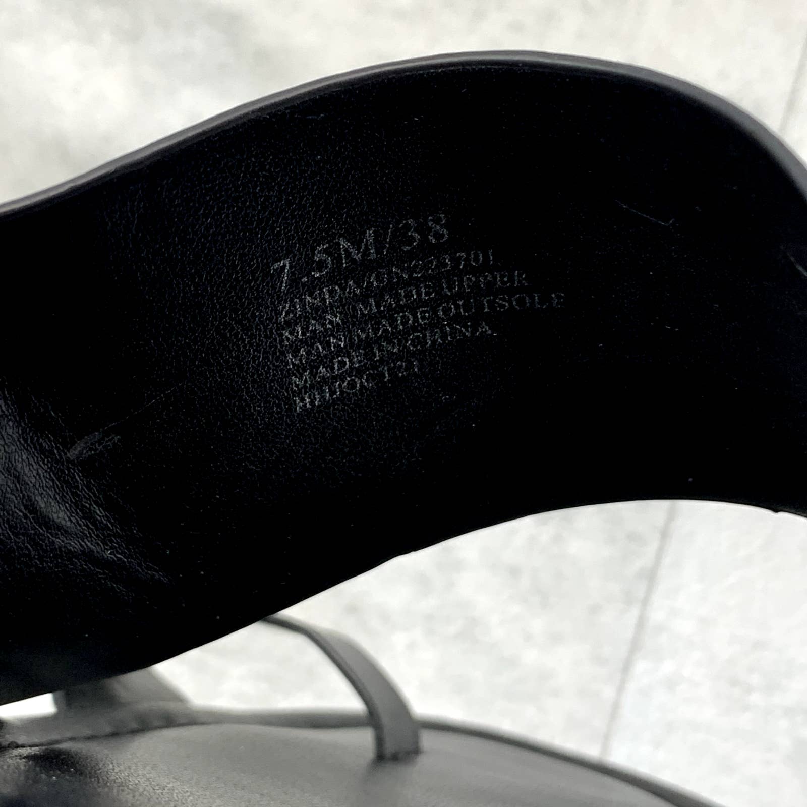 BCBGENERATION Women's Black Faux-Leather Zinda Studded Slide Sandals SZ 7.5