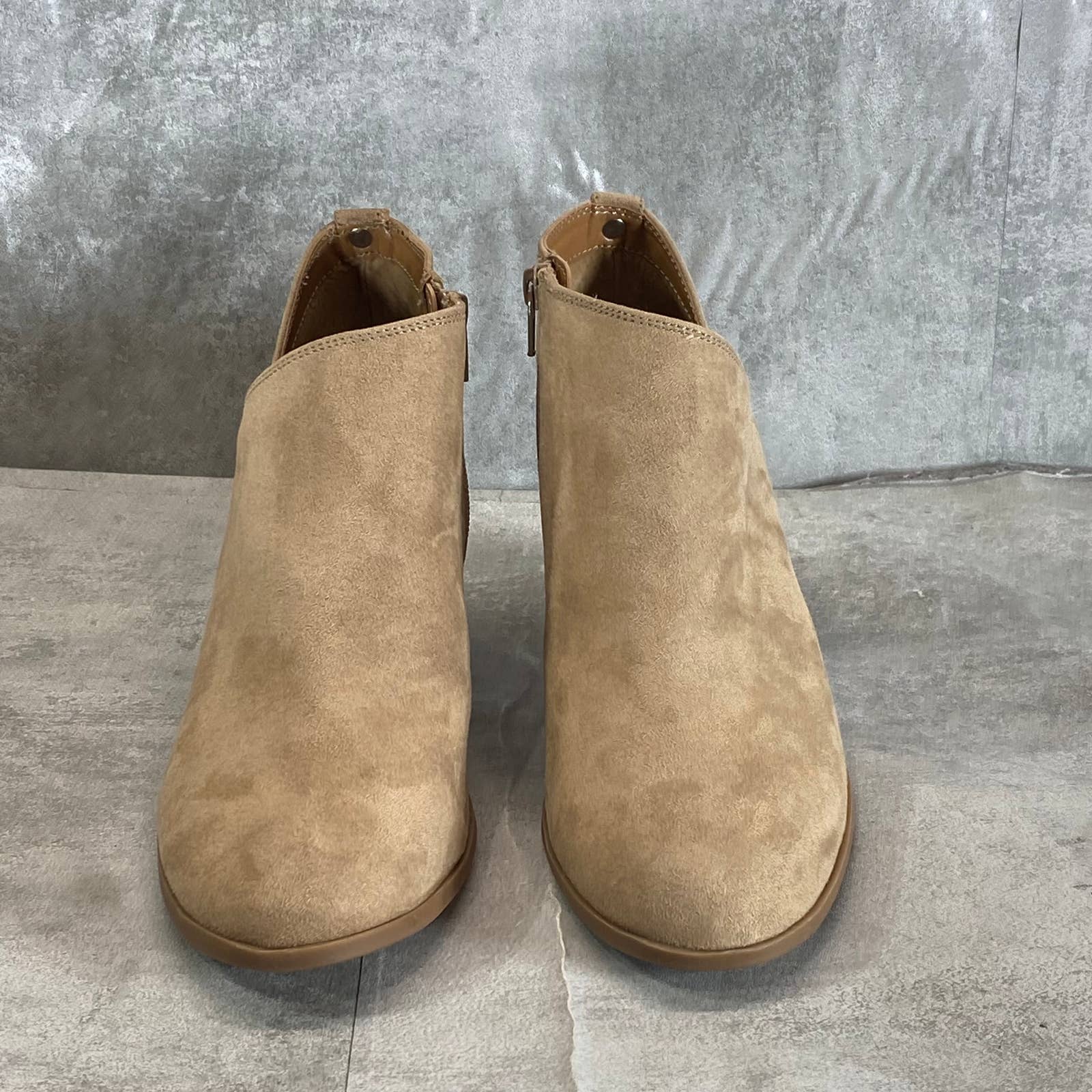 STYLE & CO Women's Light Taupe Felaa Asymmetrical Round-Toe Booties SZ 9.5