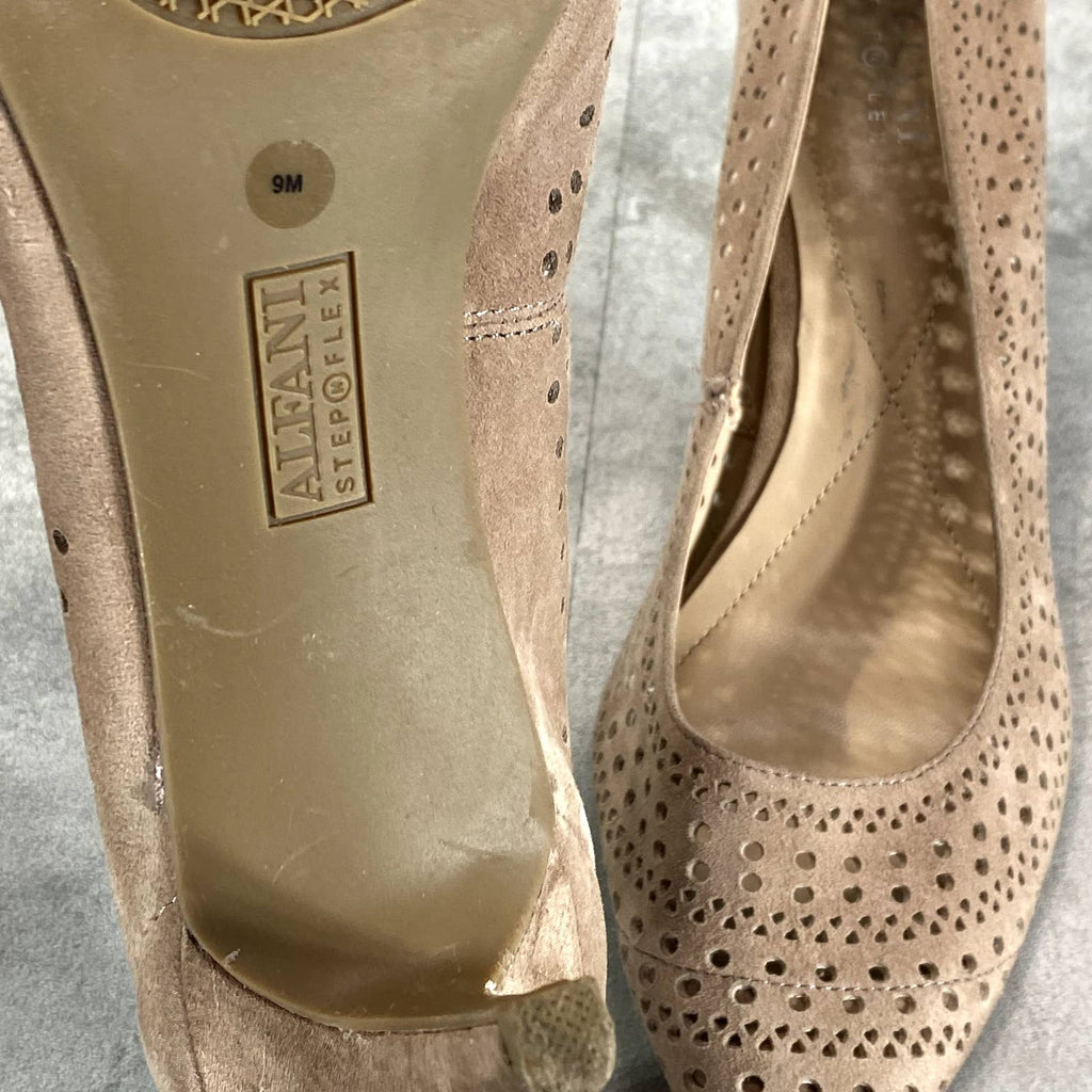 ALFANI STEP N' FLEX Women's Sand Jeules Perforated Pointed-Toe Slip-On Pumps SZ9