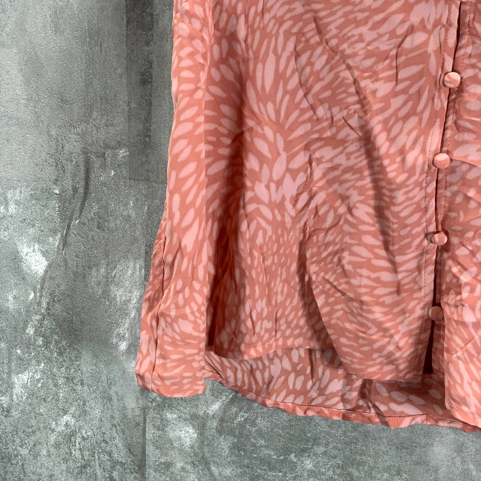 VINCE CAMUTO Women's Cool Melon Printed V-Neck Button-Front Top SZ L