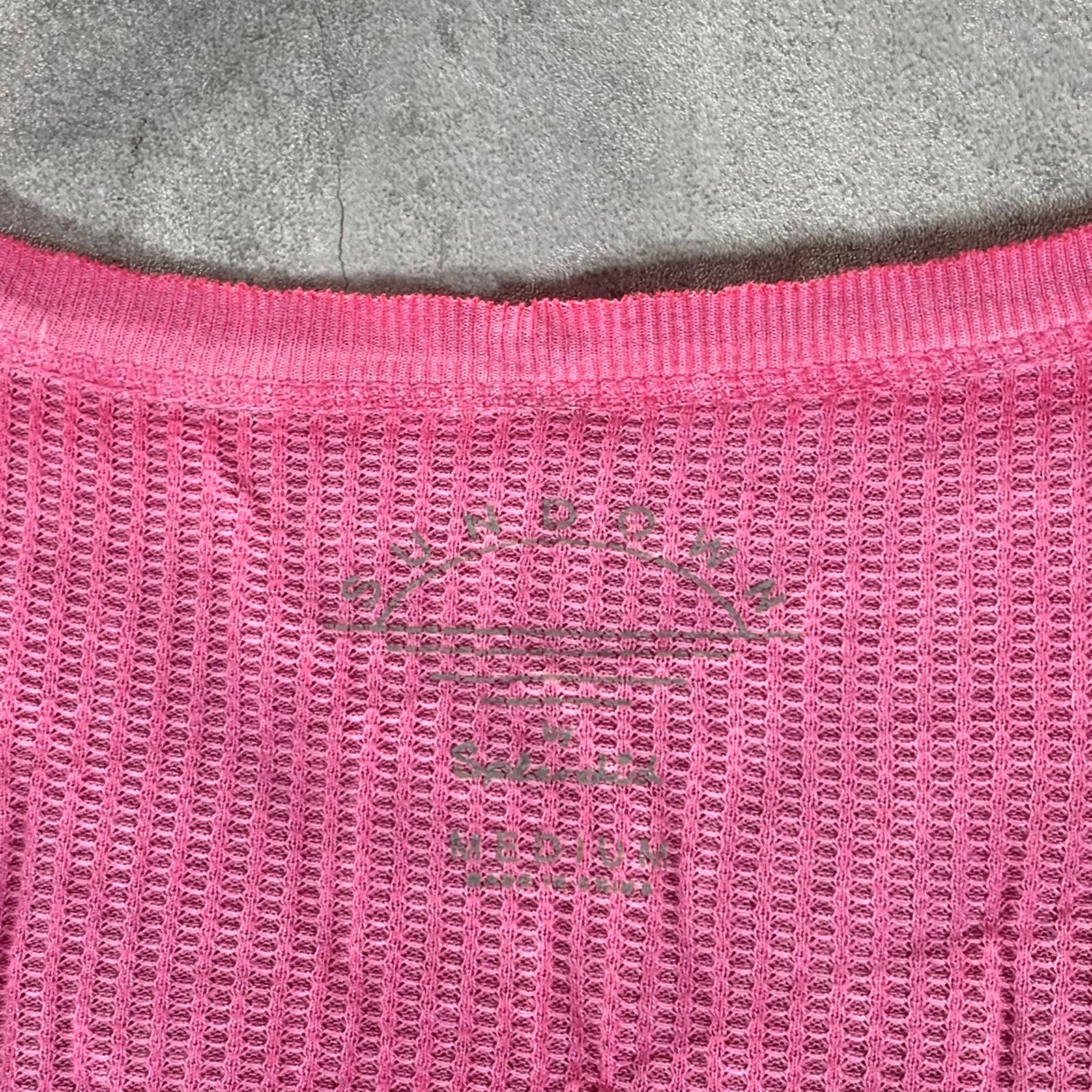 SUNDWOWN By Splendid Juniors' Hot Pink Solana Thermal Ribbed-Edge Top SZ M