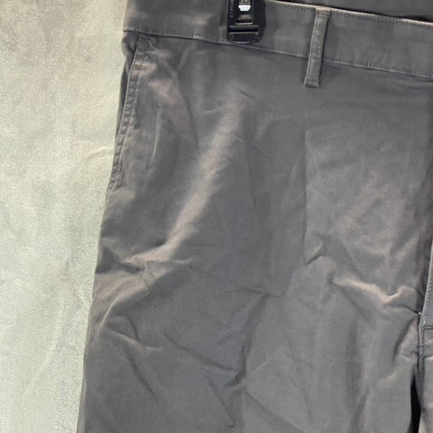 CALVIN KLEIN Men's Asphalt Slim-Fit Comfort Chino Shorts SZ 40