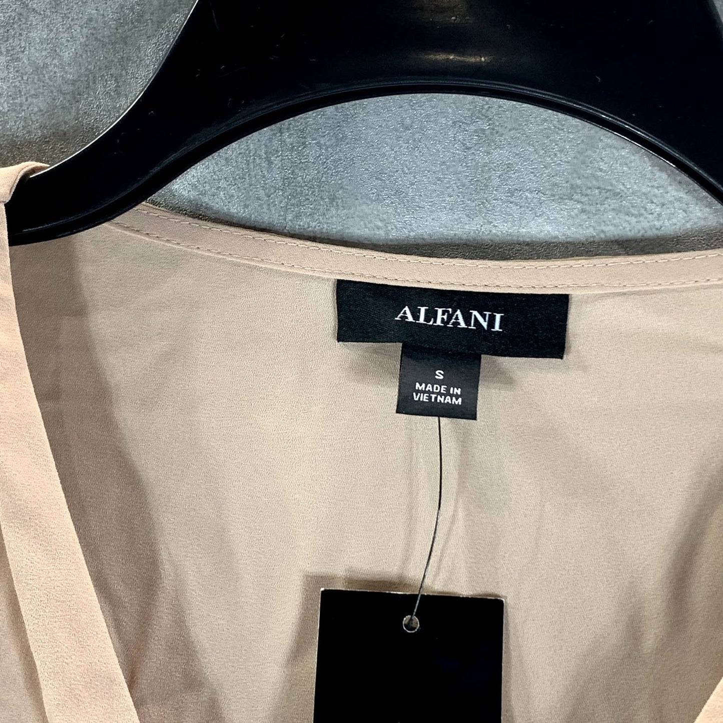 ALFANI Women's Fresh Clay Poet V-Neck Button-Front Long-Sleeve Top SZ S